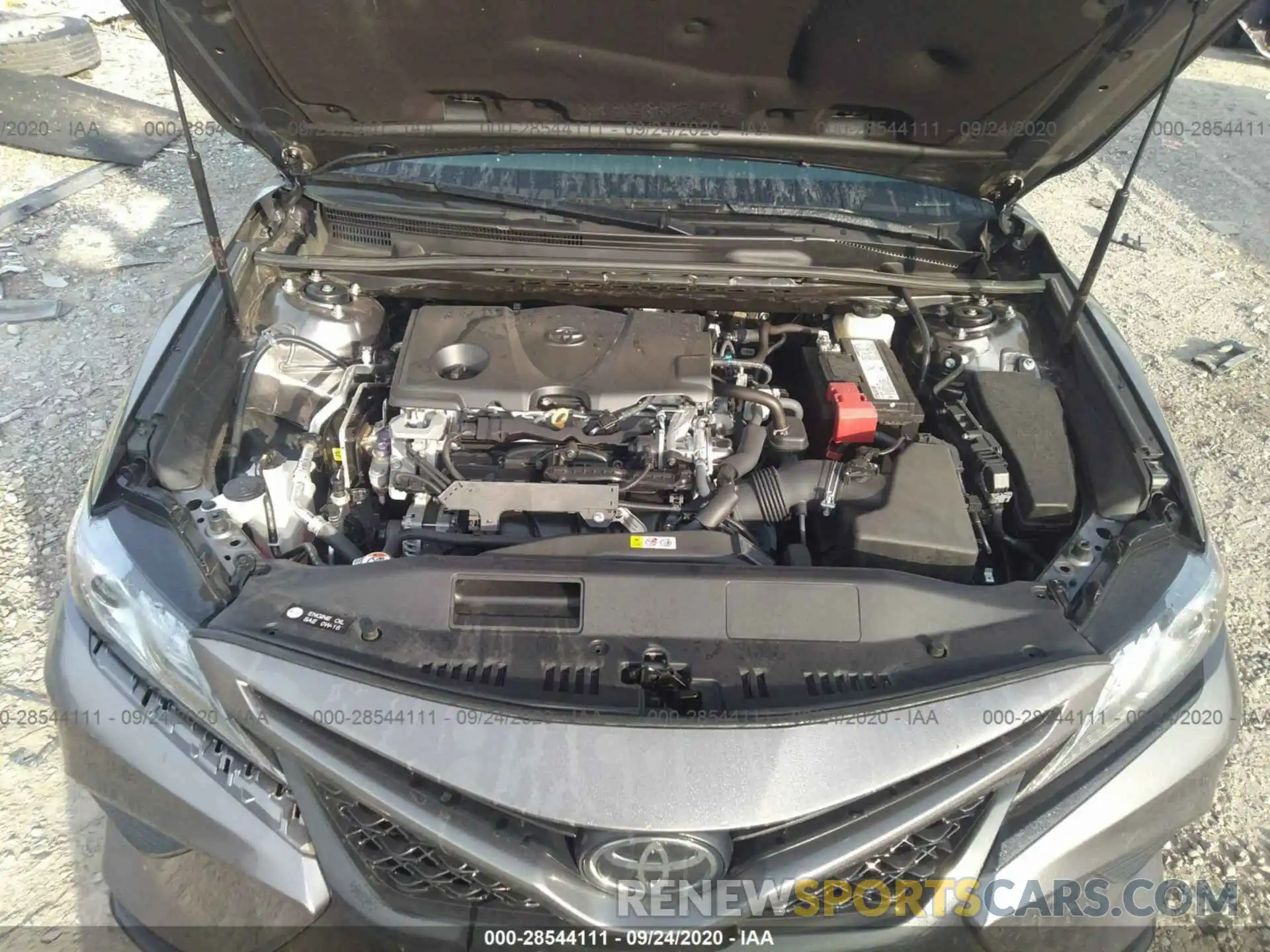 10 Photograph of a damaged car 4T1B61HKXKU700988 TOYOTA CAMRY 2019