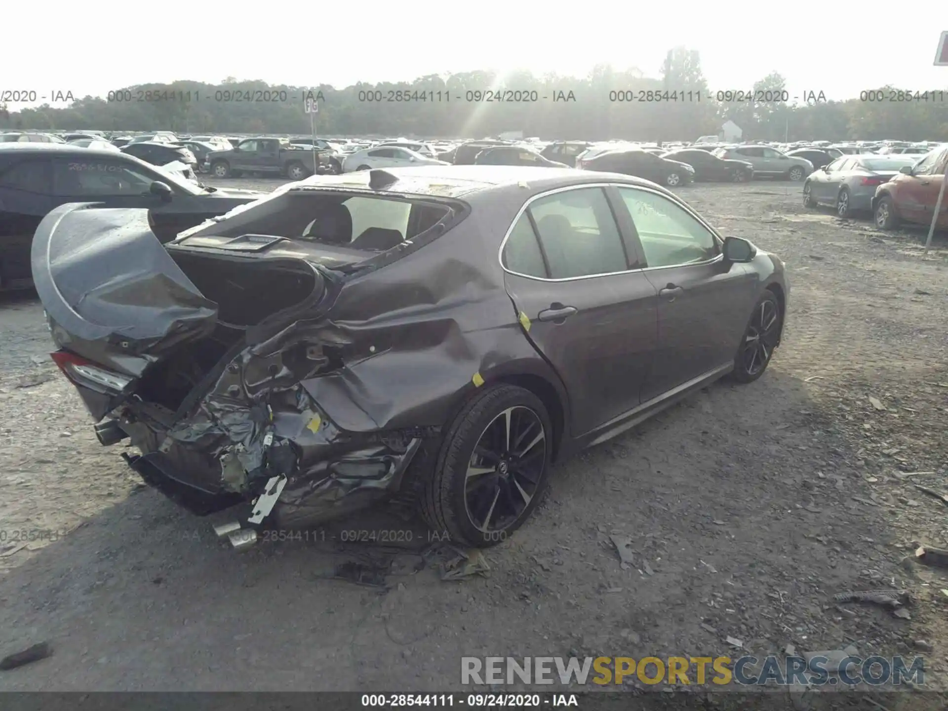 4 Photograph of a damaged car 4T1B61HKXKU700988 TOYOTA CAMRY 2019