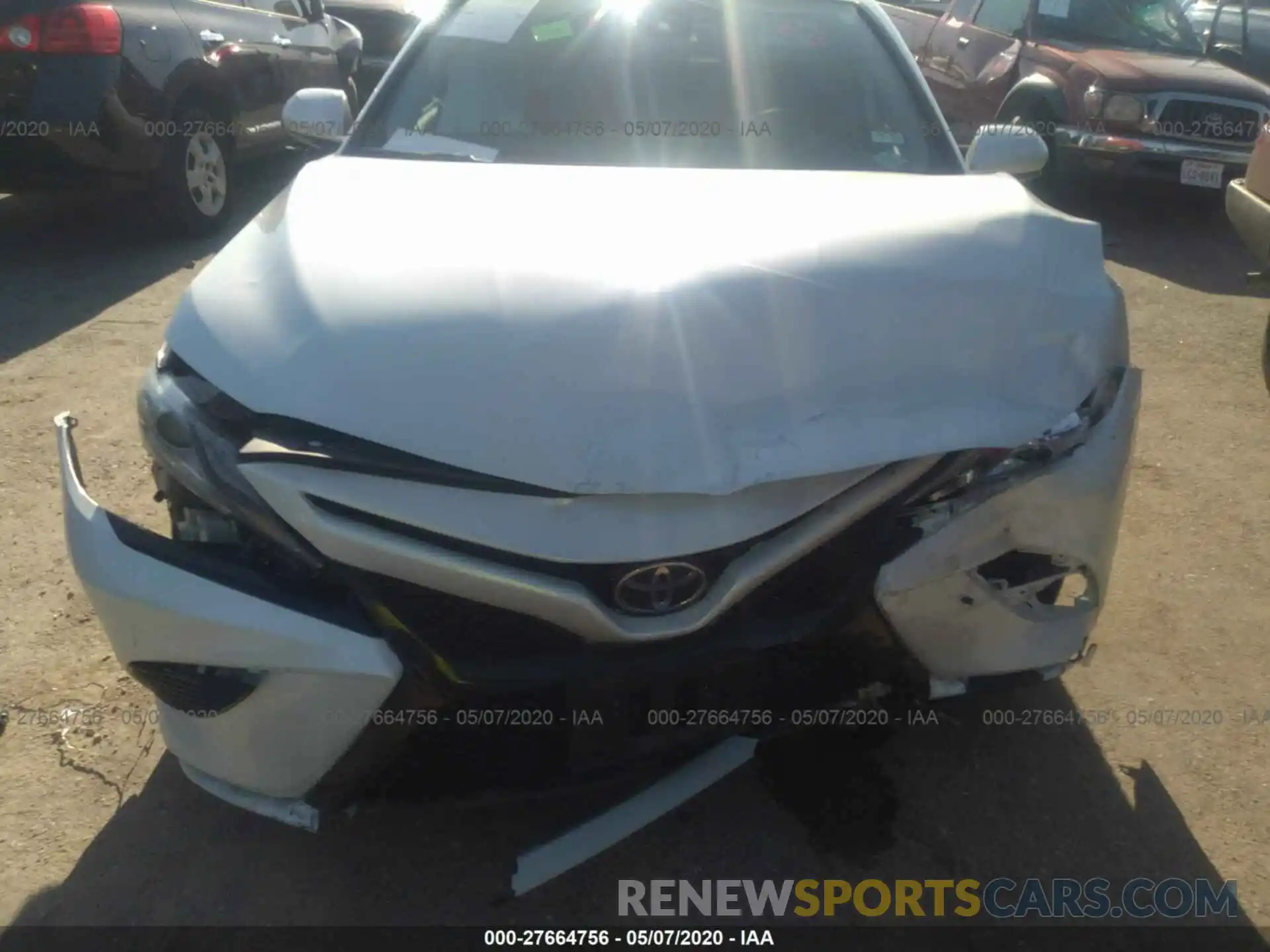 6 Photograph of a damaged car 4T1B61HKXKU702059 TOYOTA CAMRY 2019