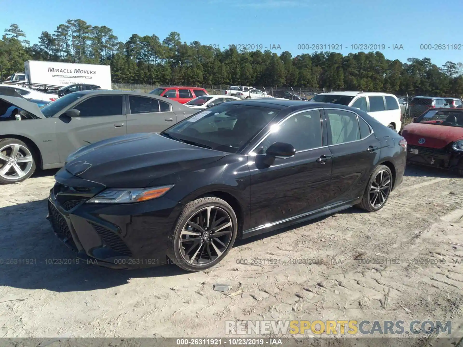 2 Photograph of a damaged car 4T1B61HKXKU706015 TOYOTA CAMRY 2019