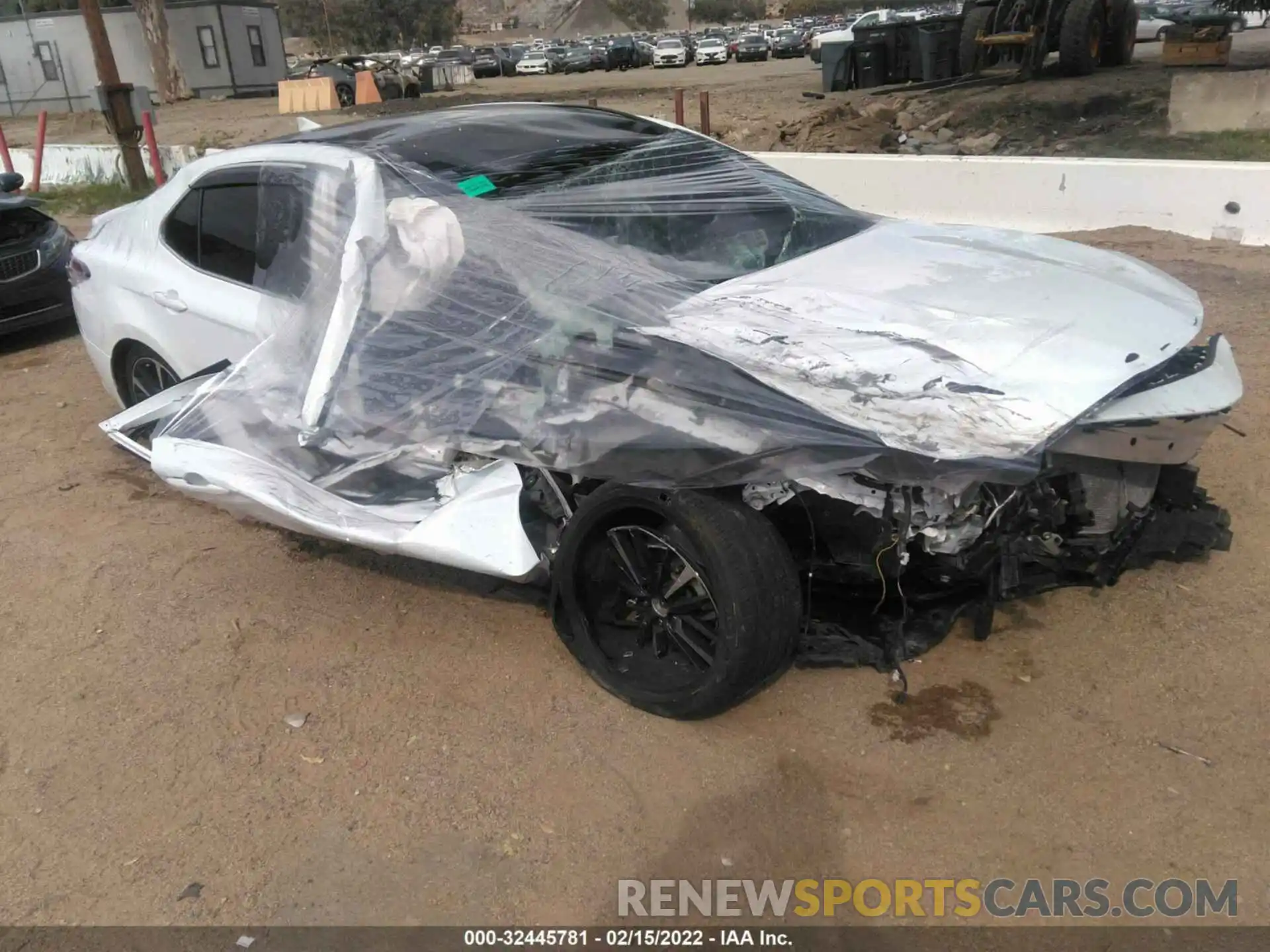 1 Photograph of a damaged car 4T1B61HKXKU710436 TOYOTA CAMRY 2019