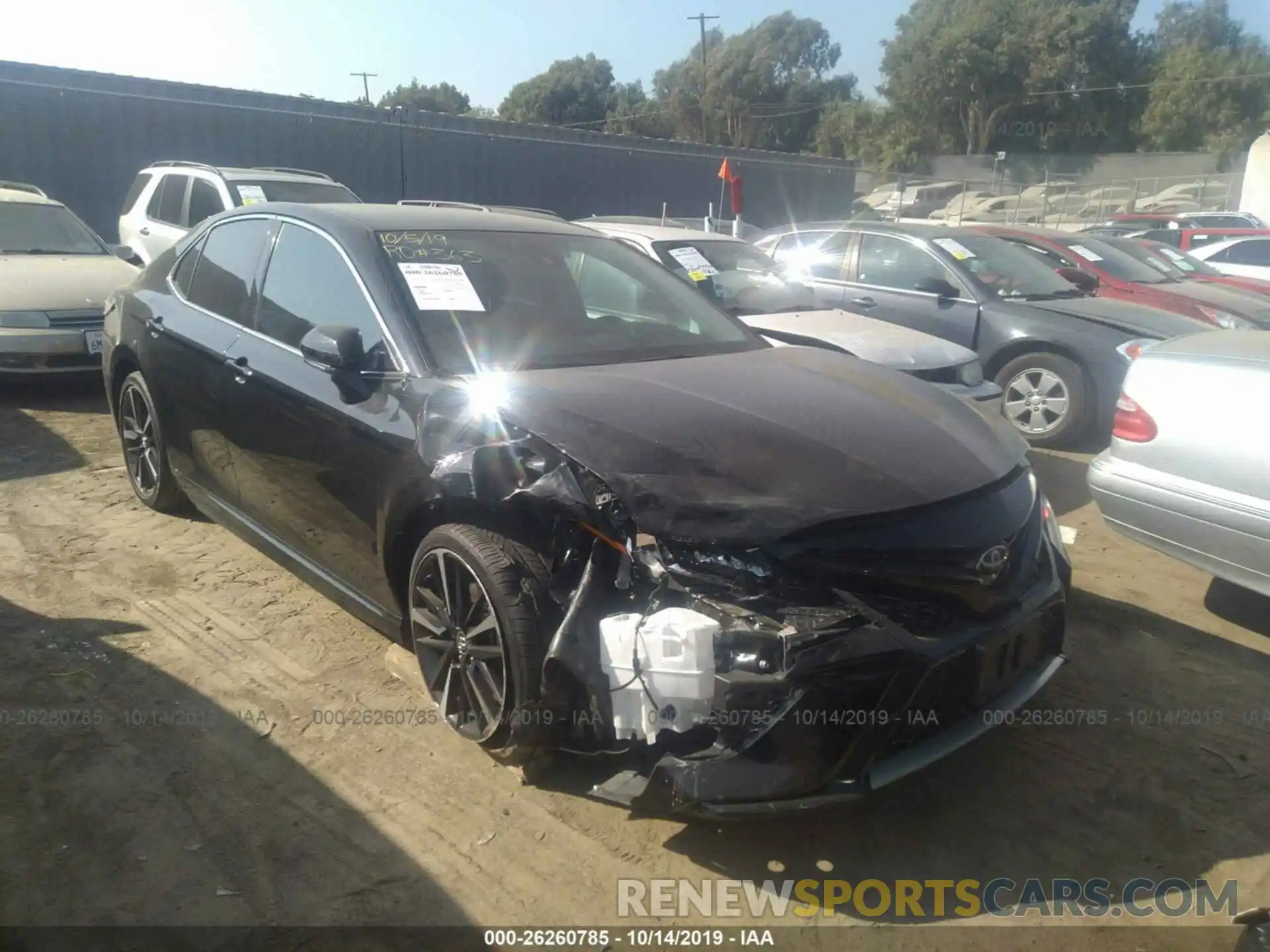 1 Photograph of a damaged car 4T1B61HKXKU713059 TOYOTA CAMRY 2019