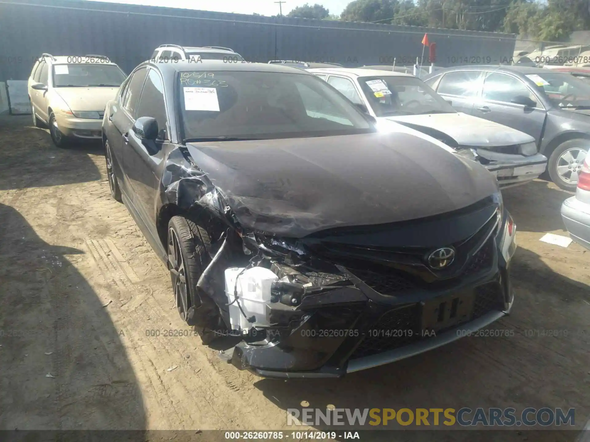 6 Photograph of a damaged car 4T1B61HKXKU713059 TOYOTA CAMRY 2019