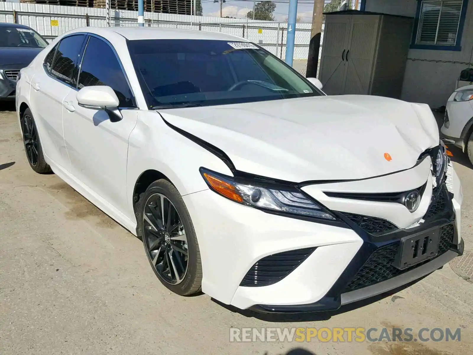 1 Photograph of a damaged car 4T1B61HKXKU716849 TOYOTA CAMRY 2019