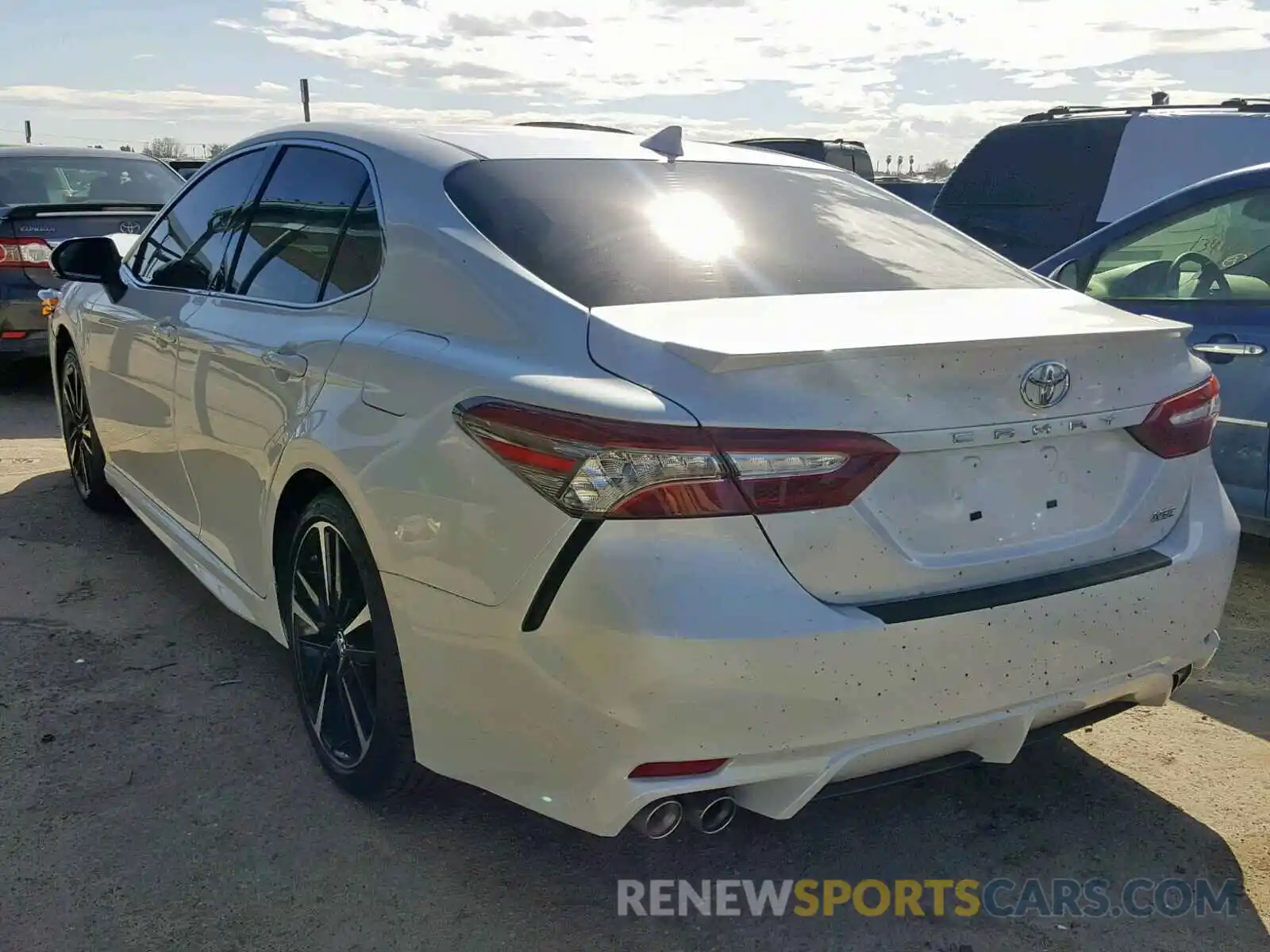 3 Photograph of a damaged car 4T1B61HKXKU716849 TOYOTA CAMRY 2019