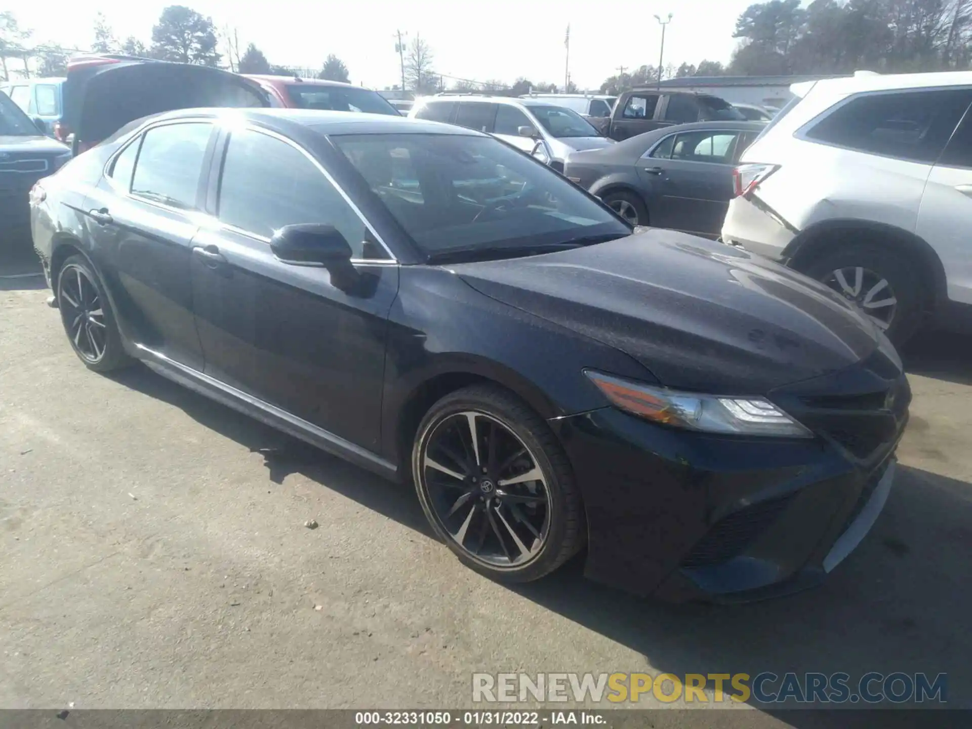 1 Photograph of a damaged car 4T1B61HKXKU743419 TOYOTA CAMRY 2019