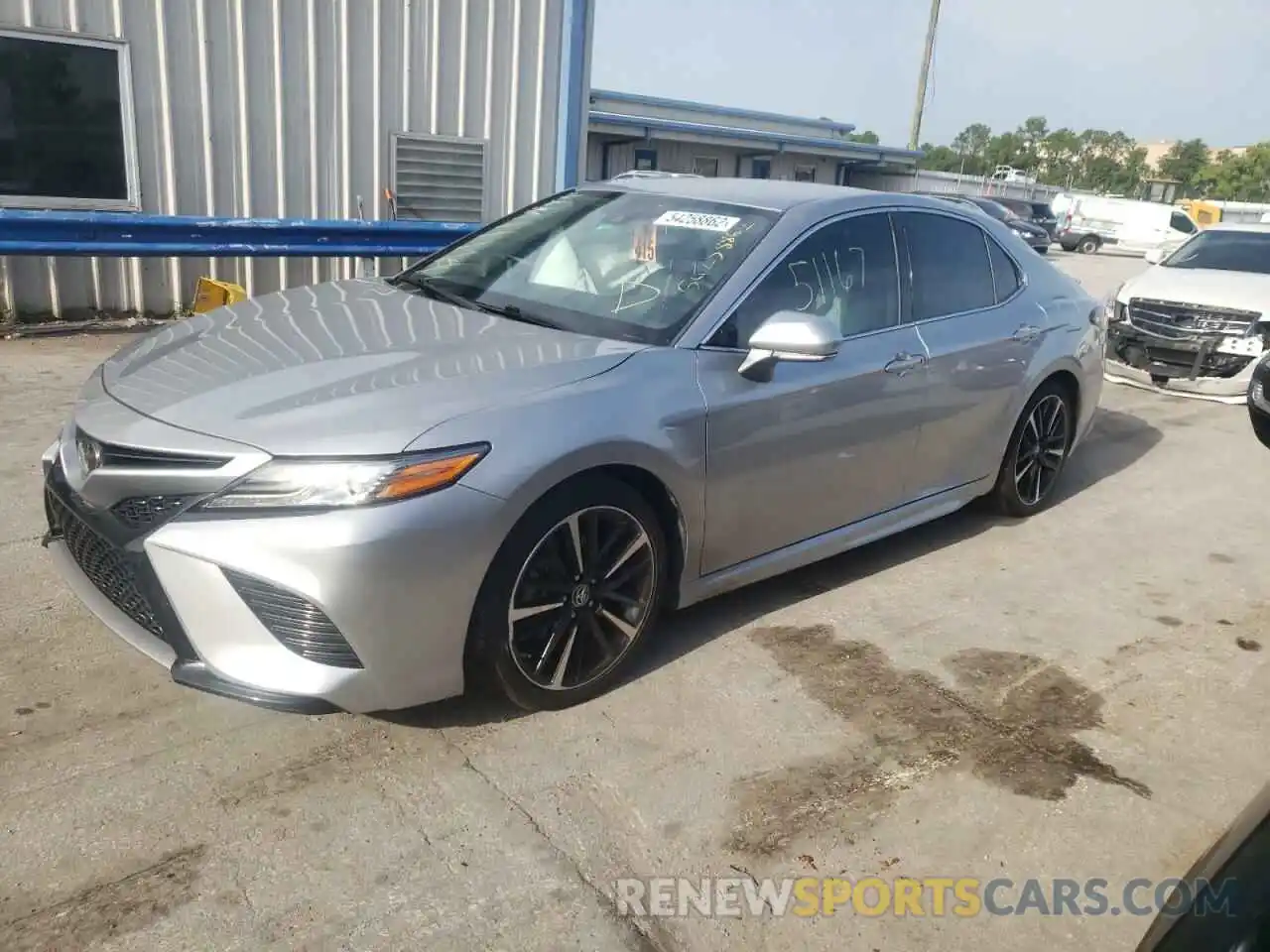 2 Photograph of a damaged car 4T1B61HKXKU746613 TOYOTA CAMRY 2019