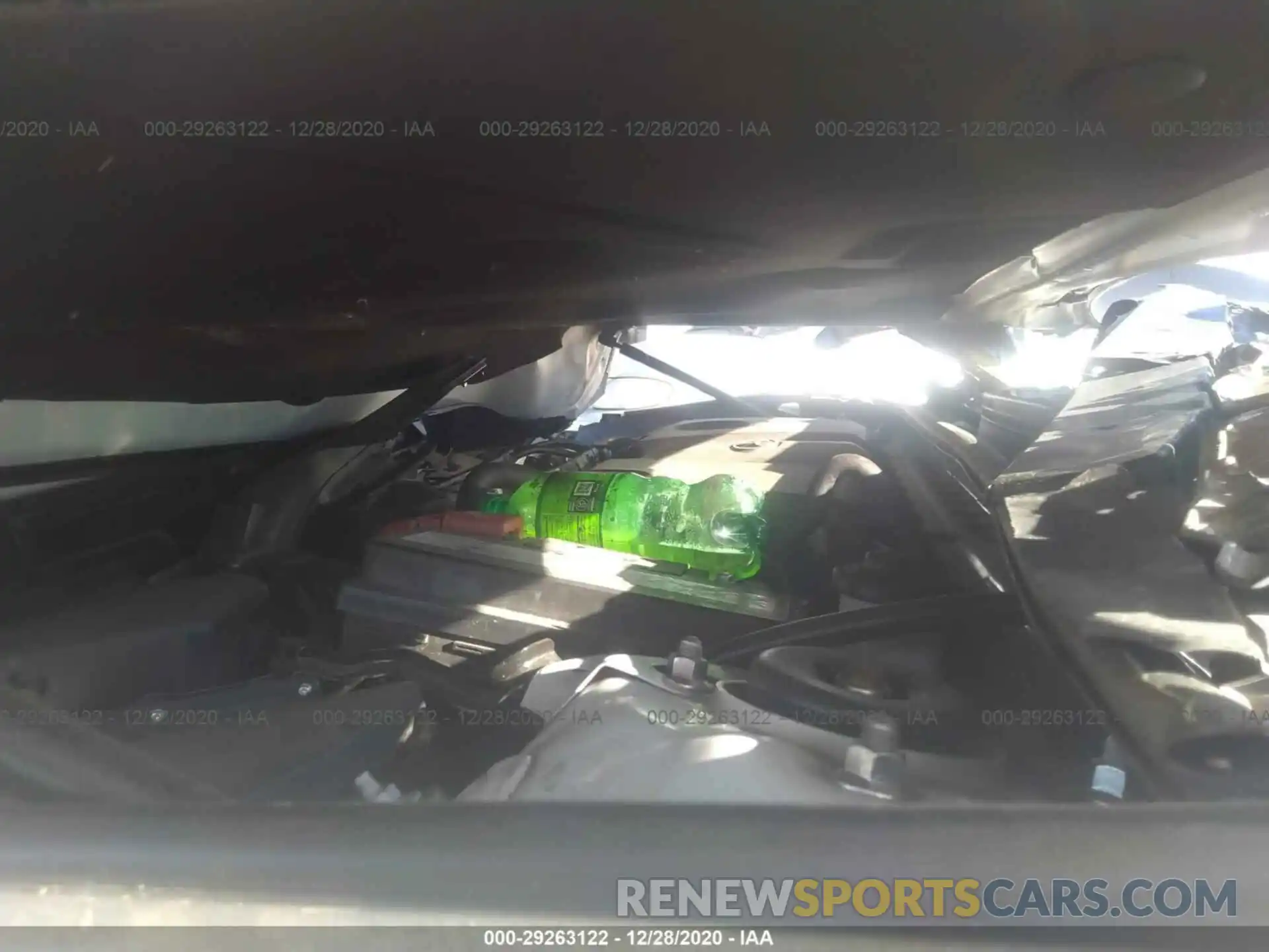 10 Photograph of a damaged car 4T1B61HKXKU749706 TOYOTA CAMRY 2019