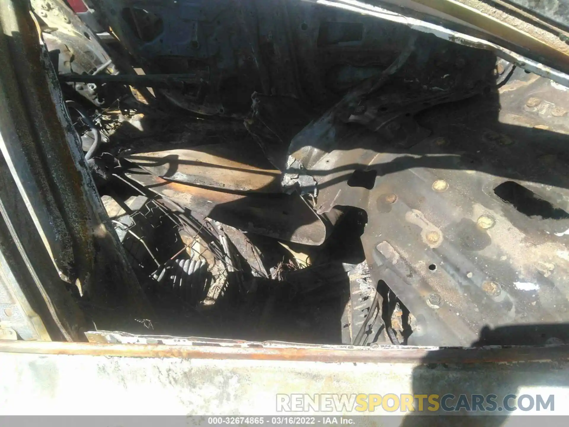 5 Photograph of a damaged car 4T1B61HKXKU751617 TOYOTA CAMRY 2019