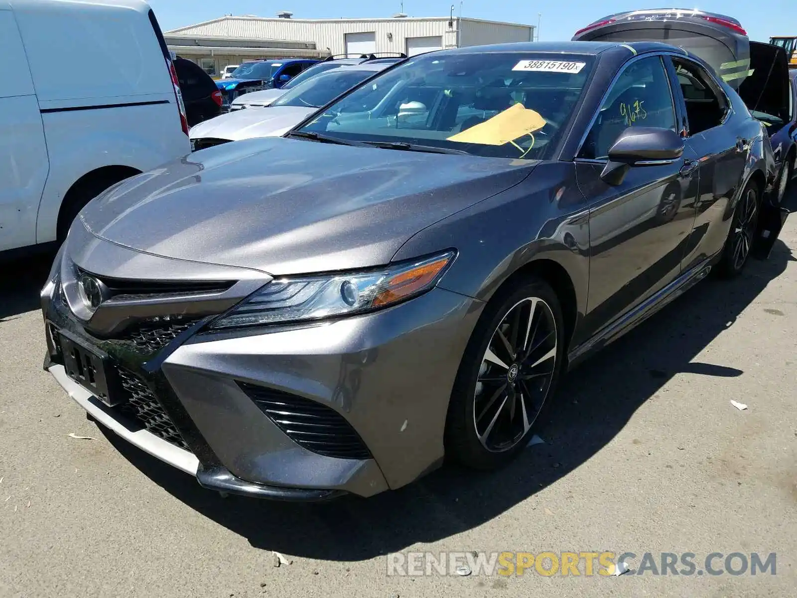 2 Photograph of a damaged car 4T1B61HKXKU753724 TOYOTA CAMRY 2019