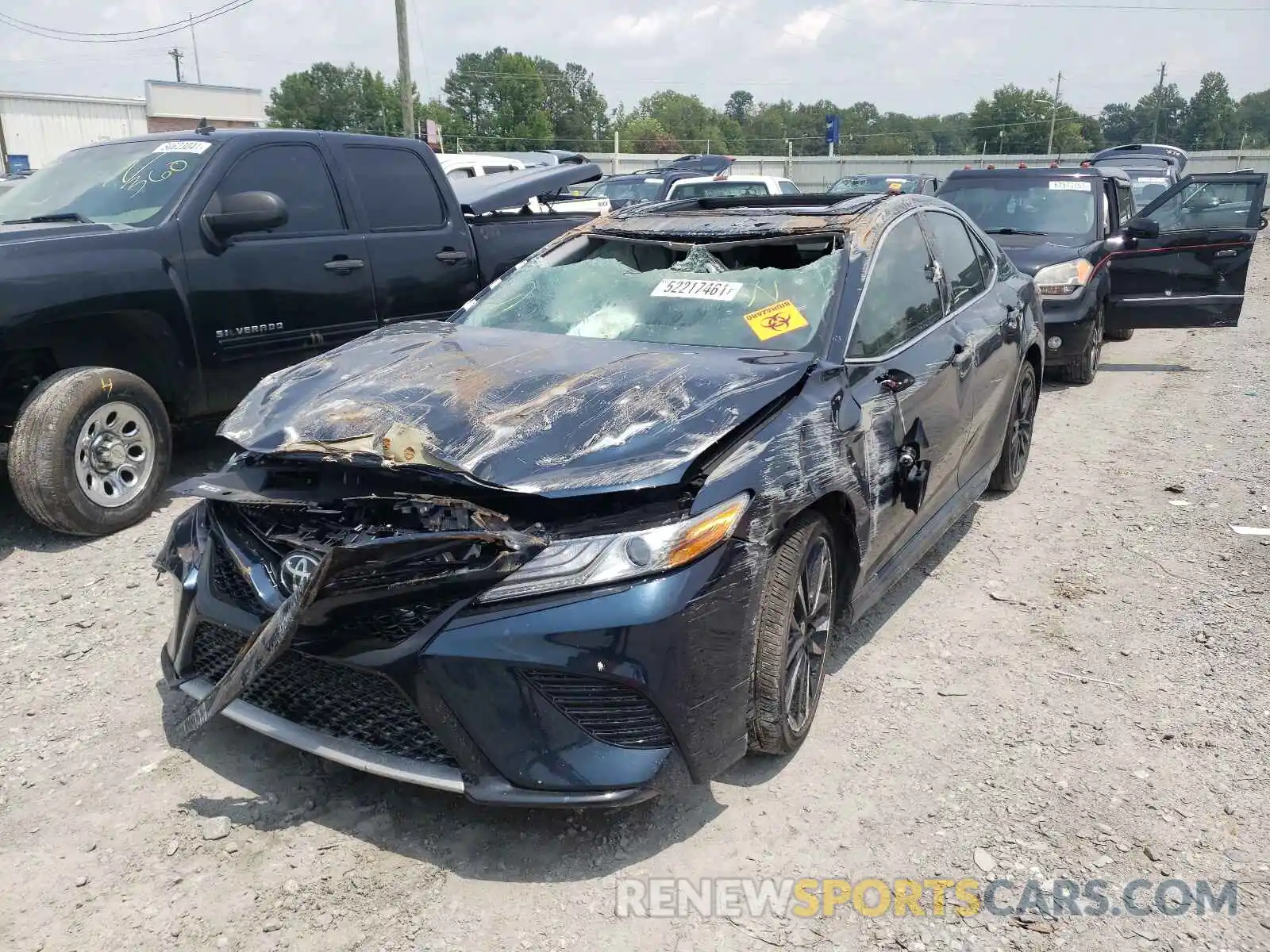 2 Photograph of a damaged car 4T1B61HKXKU772211 TOYOTA CAMRY 2019