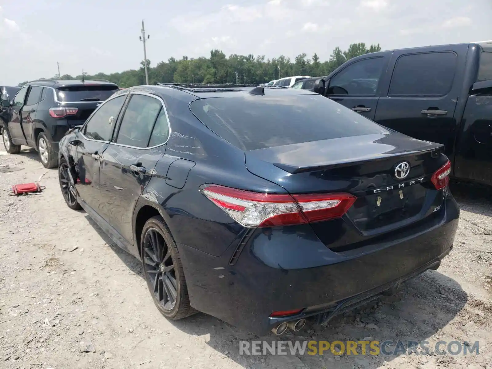 3 Photograph of a damaged car 4T1B61HKXKU772211 TOYOTA CAMRY 2019