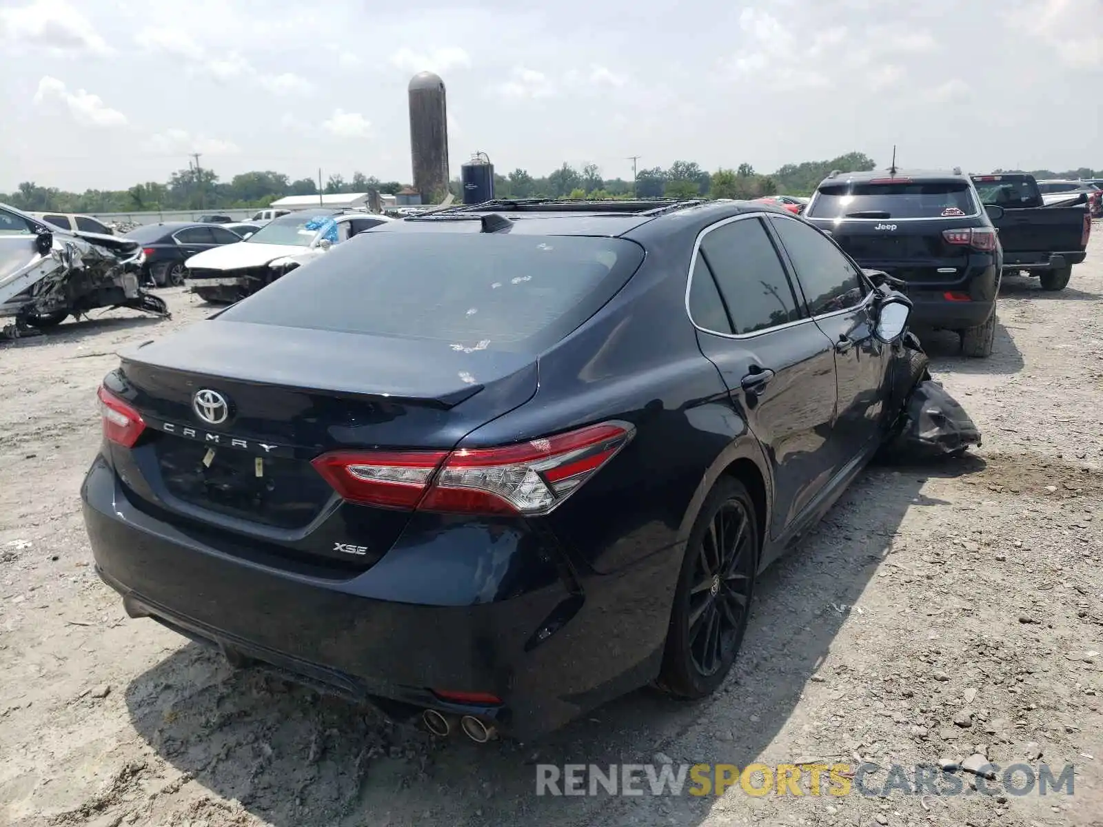 4 Photograph of a damaged car 4T1B61HKXKU772211 TOYOTA CAMRY 2019