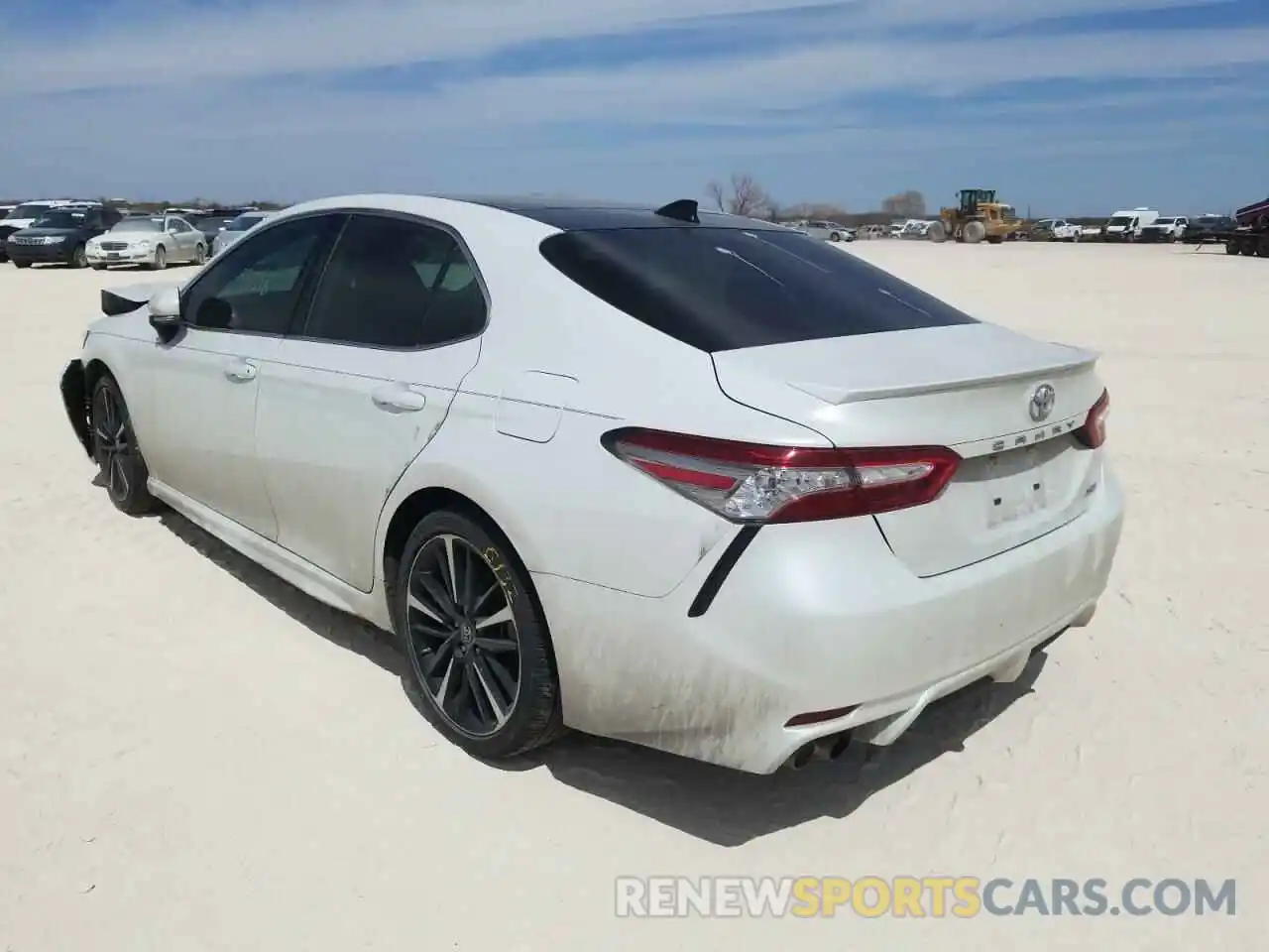 3 Photograph of a damaged car 4T1B61HKXKU773634 TOYOTA CAMRY 2019