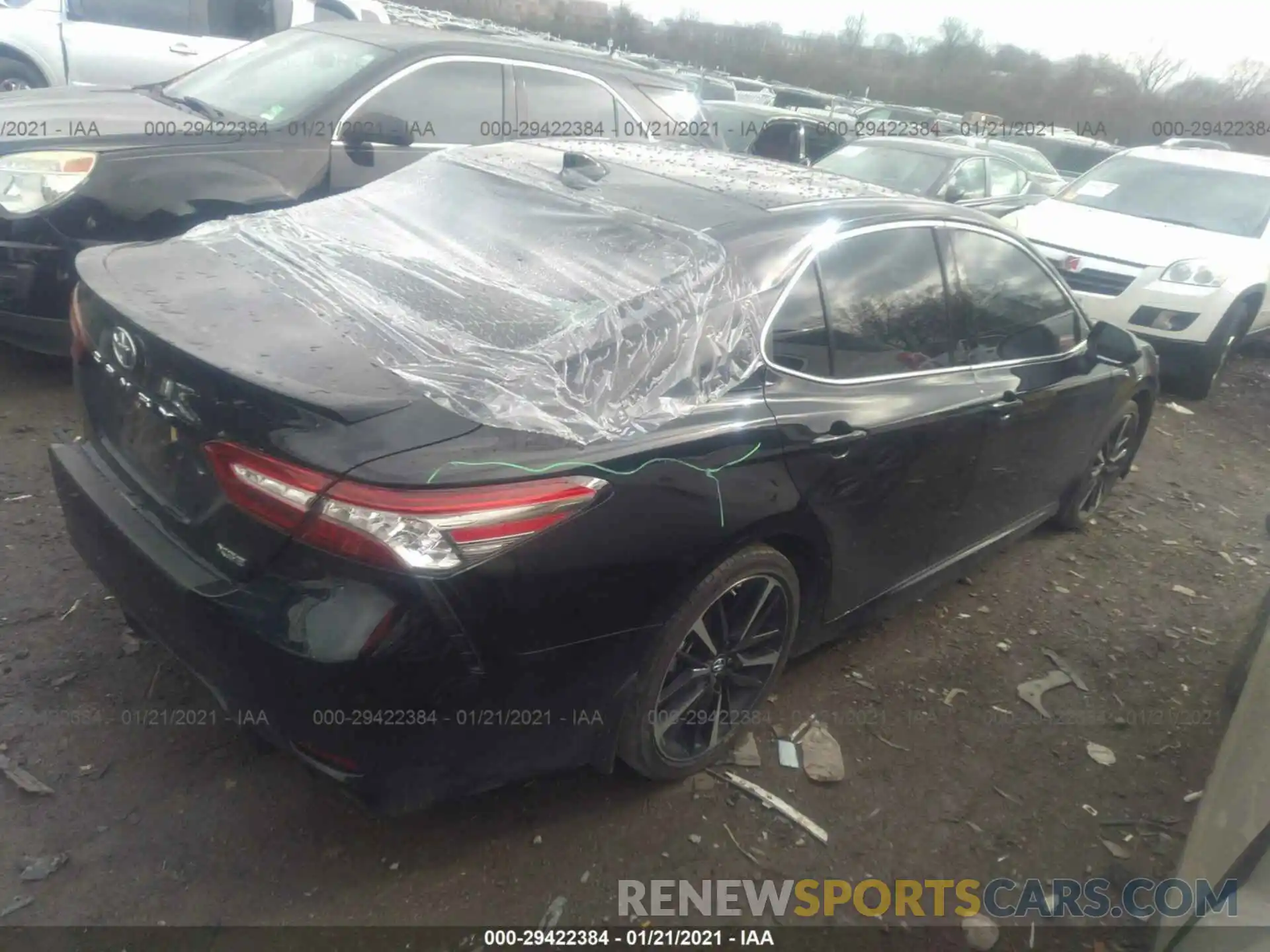 4 Photograph of a damaged car 4T1B61HKXKU773987 TOYOTA CAMRY 2019