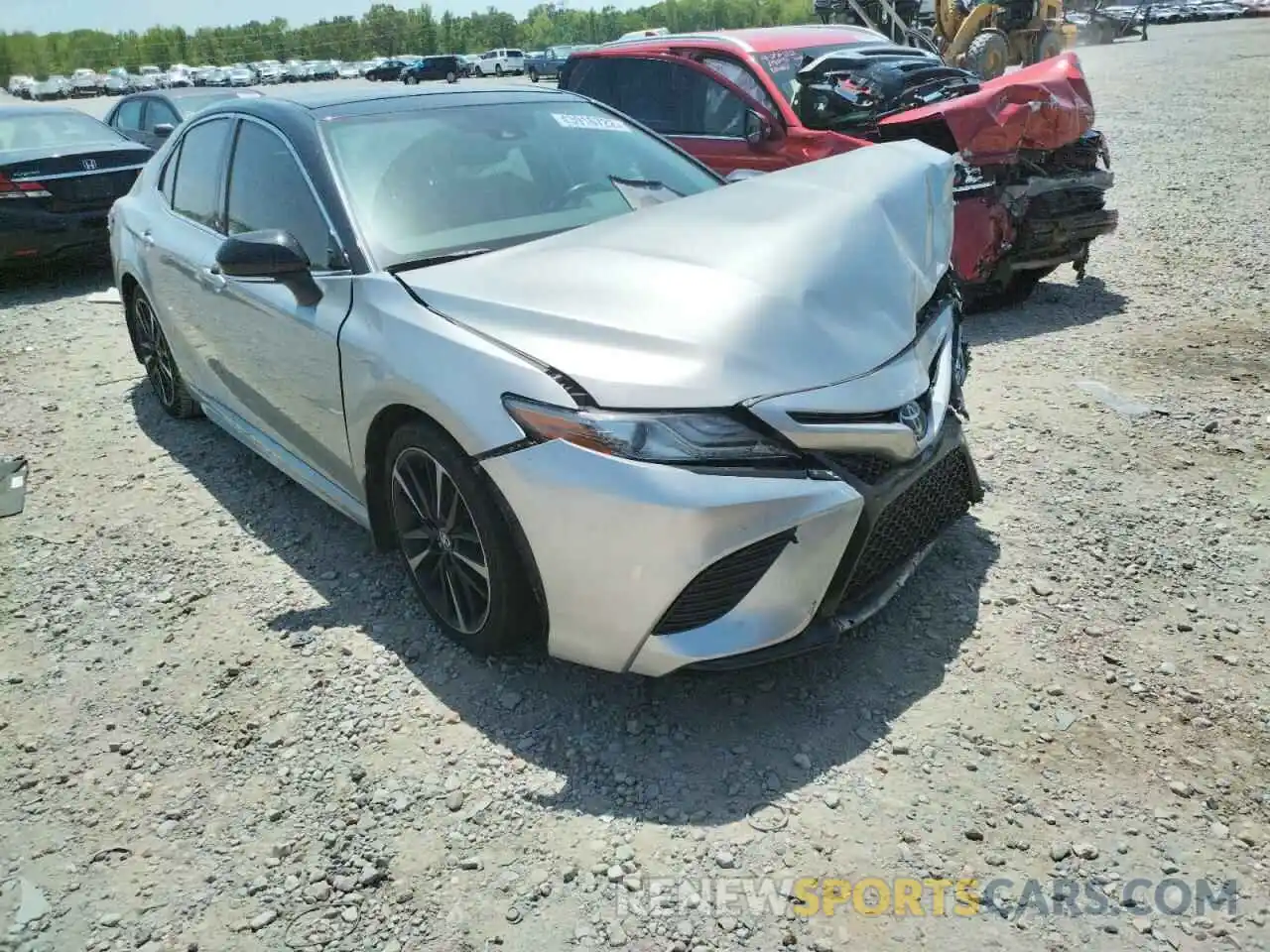 1 Photograph of a damaged car 4T1B61HKXKU775254 TOYOTA CAMRY 2019