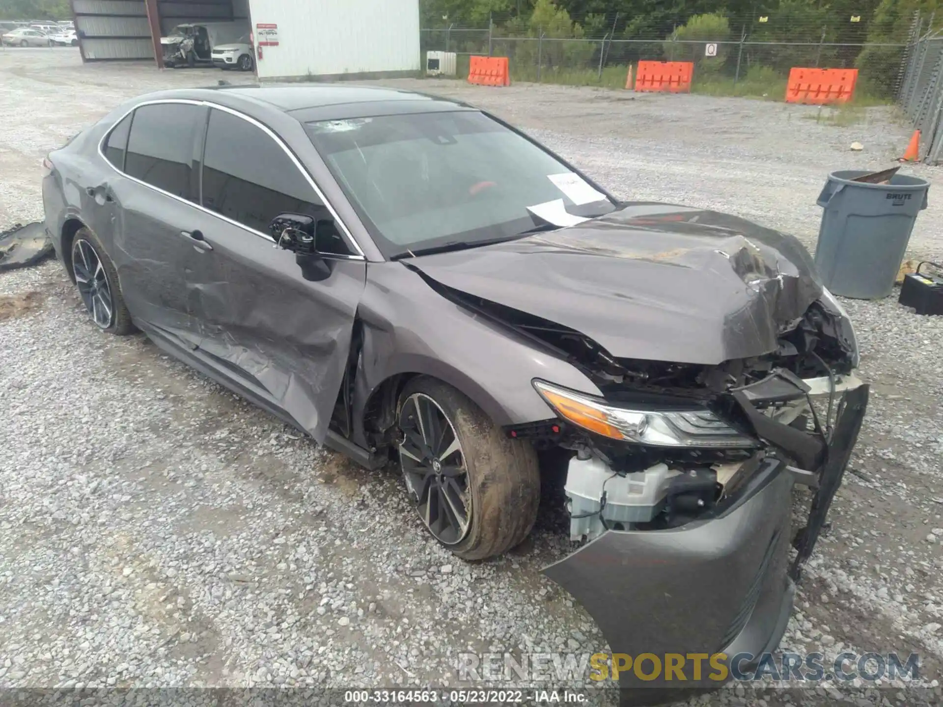 1 Photograph of a damaged car 4T1B61HKXKU778610 TOYOTA CAMRY 2019