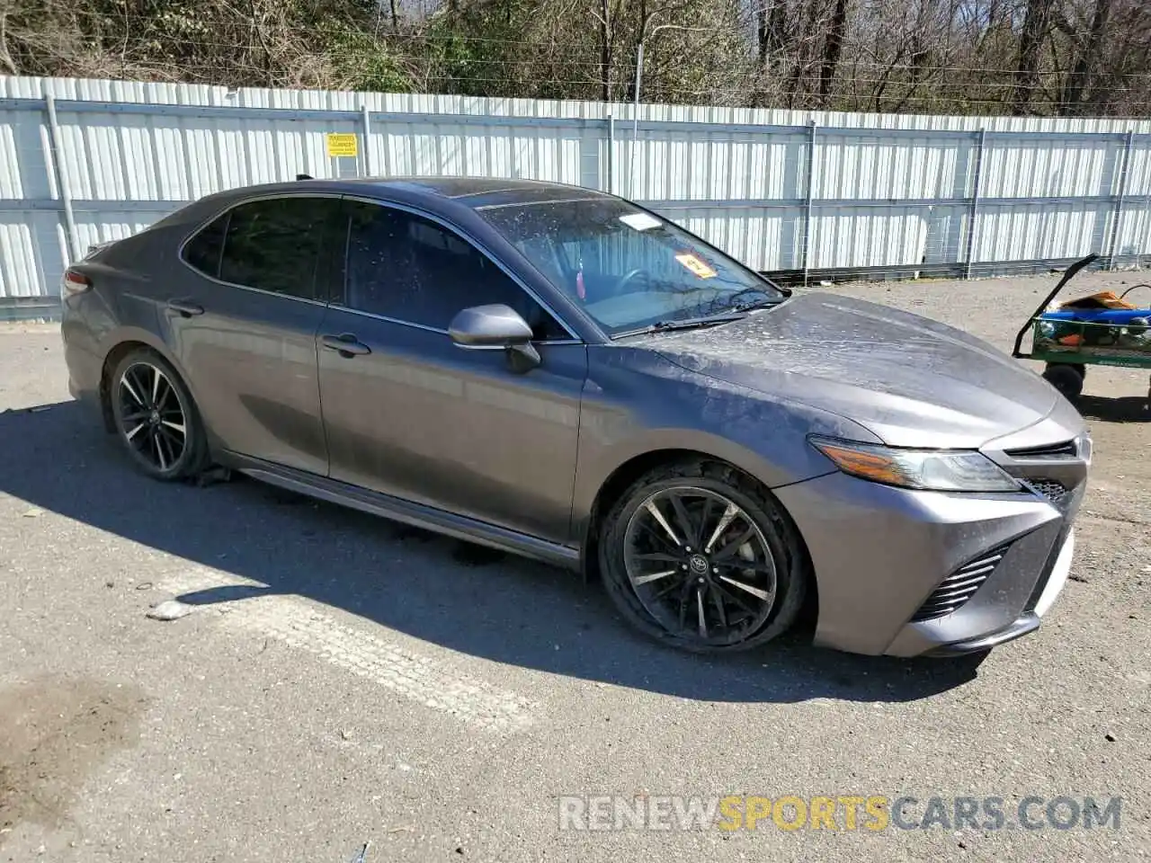 4 Photograph of a damaged car 4T1B61HKXKU780230 TOYOTA CAMRY 2019