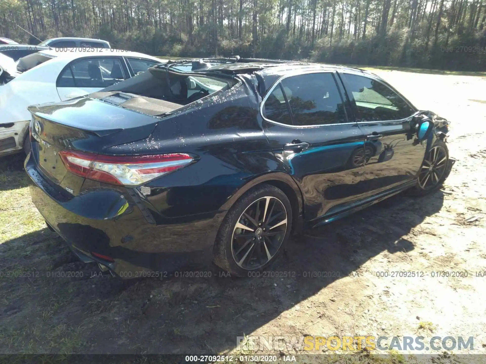 4 Photograph of a damaged car 4T1B61HKXKU787355 TOYOTA CAMRY 2019