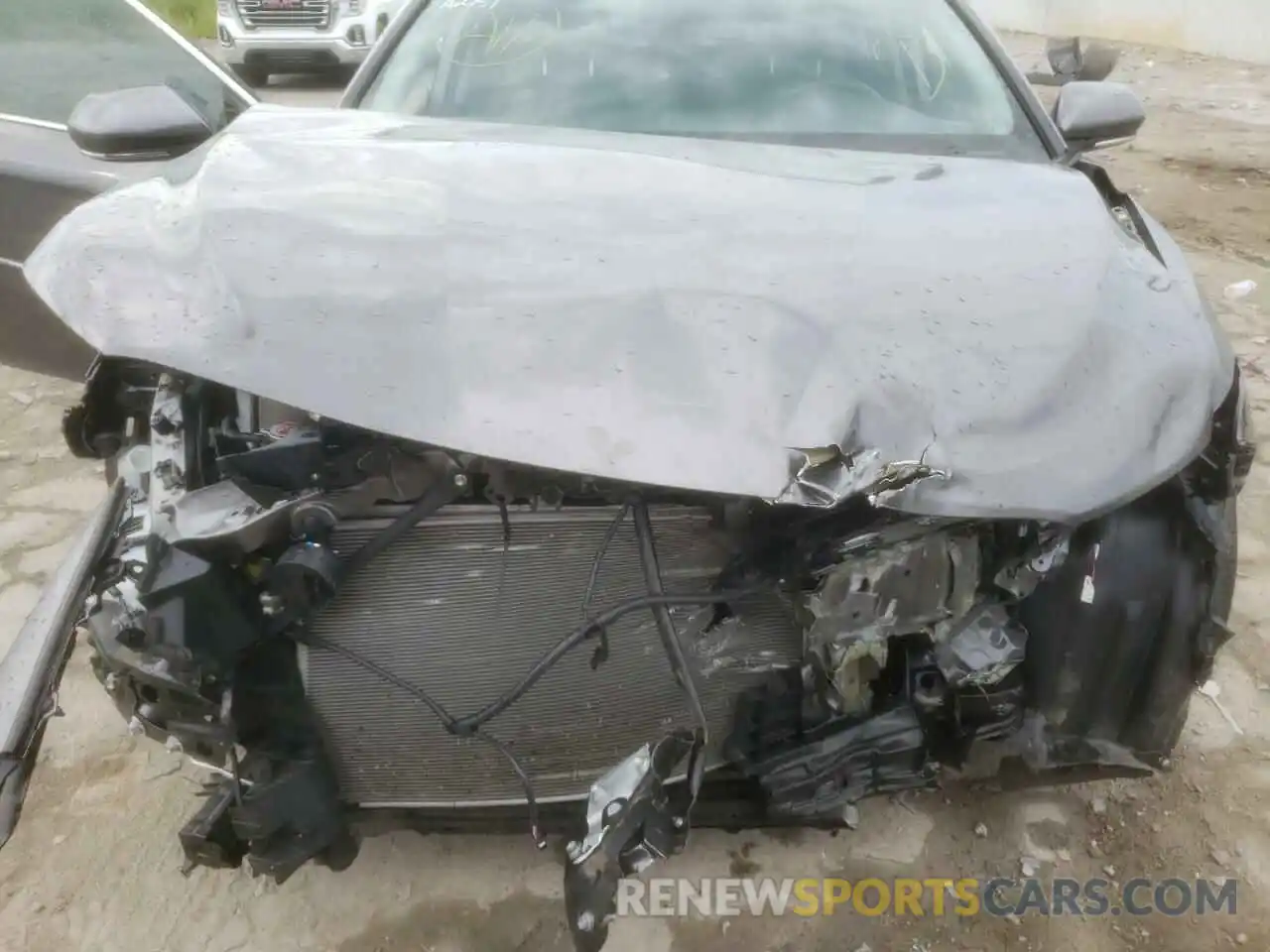 9 Photograph of a damaged car 4T1B61HKXKU795083 TOYOTA CAMRY 2019