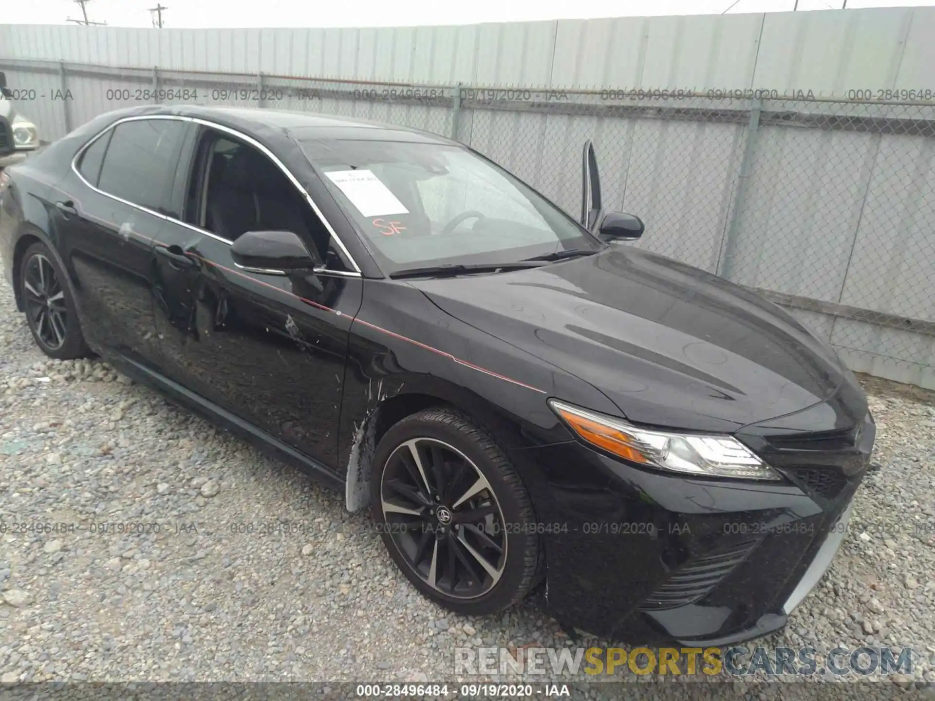 1 Photograph of a damaged car 4T1B61HKXKU802212 TOYOTA CAMRY 2019