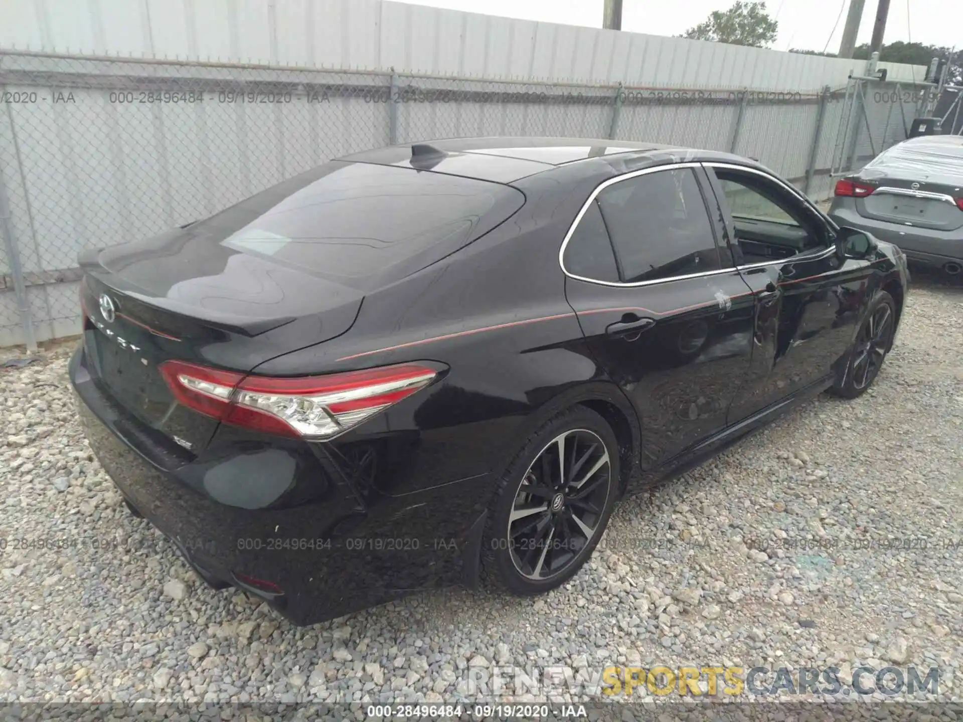 4 Фотография поврежденного автомобиля 4T1B61HKXKU802212 TOYOTA CAMRY 2019