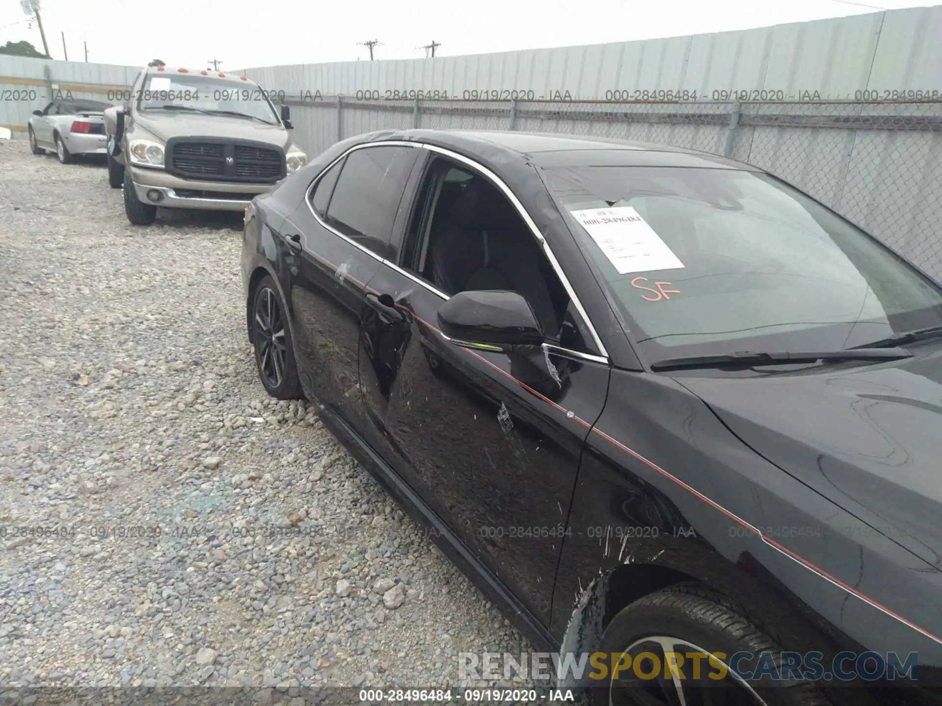 6 Photograph of a damaged car 4T1B61HKXKU802212 TOYOTA CAMRY 2019