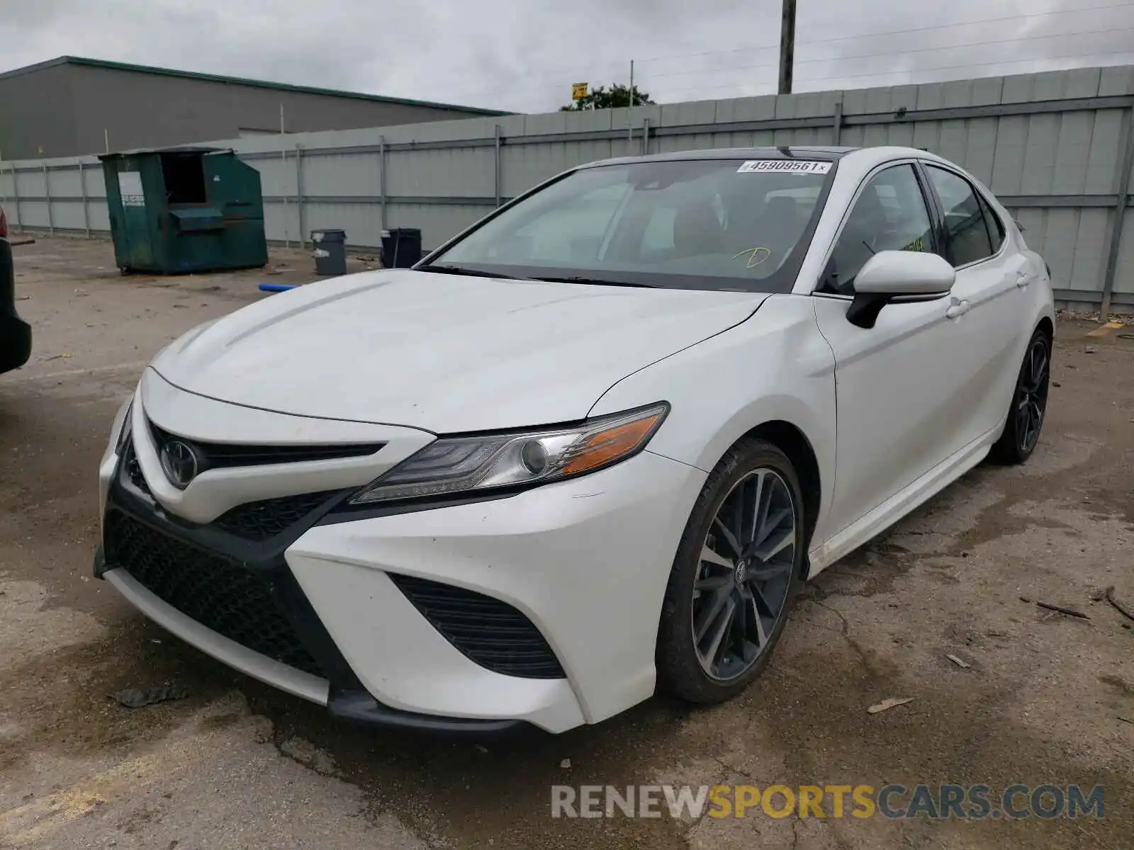 2 Photograph of a damaged car 4T1B61HKXKU811041 TOYOTA CAMRY 2019