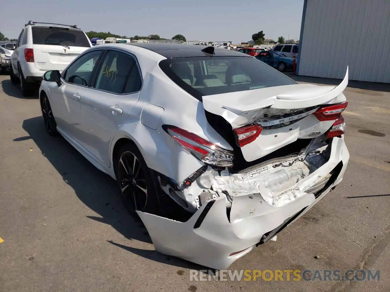 3 Photograph of a damaged car 4T1B61HKXKU813212 TOYOTA CAMRY 2019