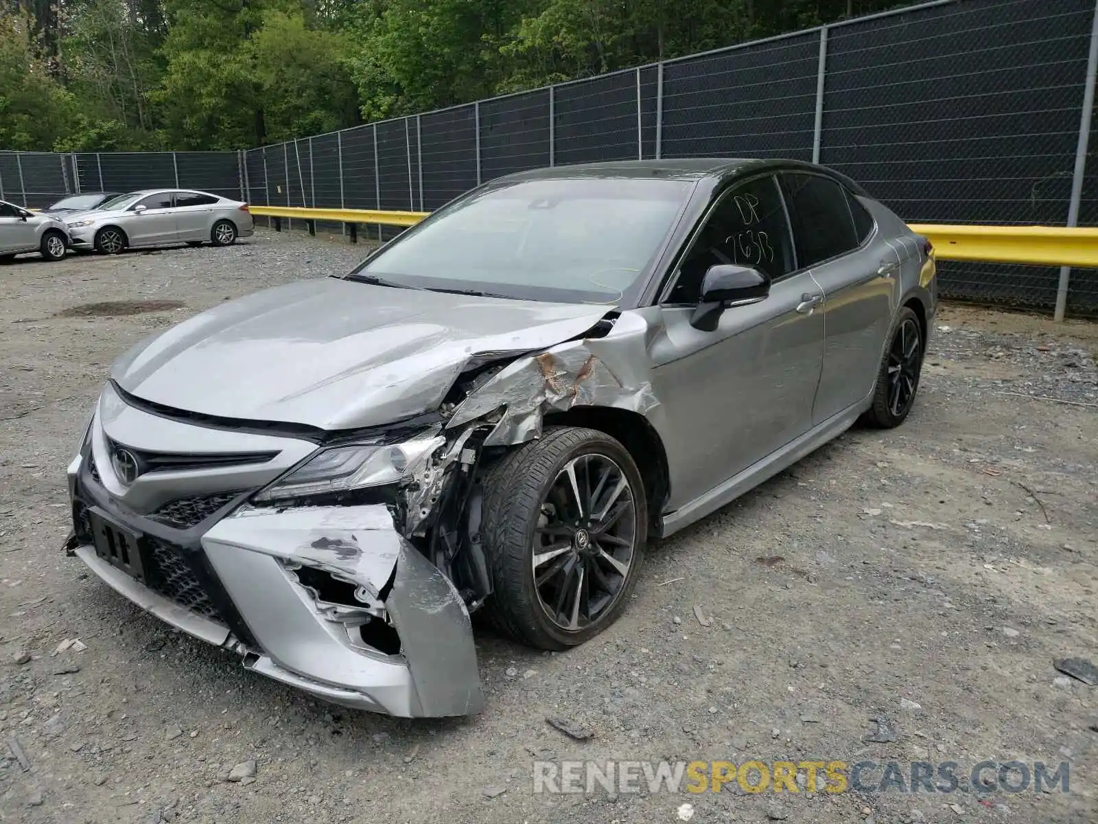 2 Photograph of a damaged car 4T1B61HKXKU820418 TOYOTA CAMRY 2019