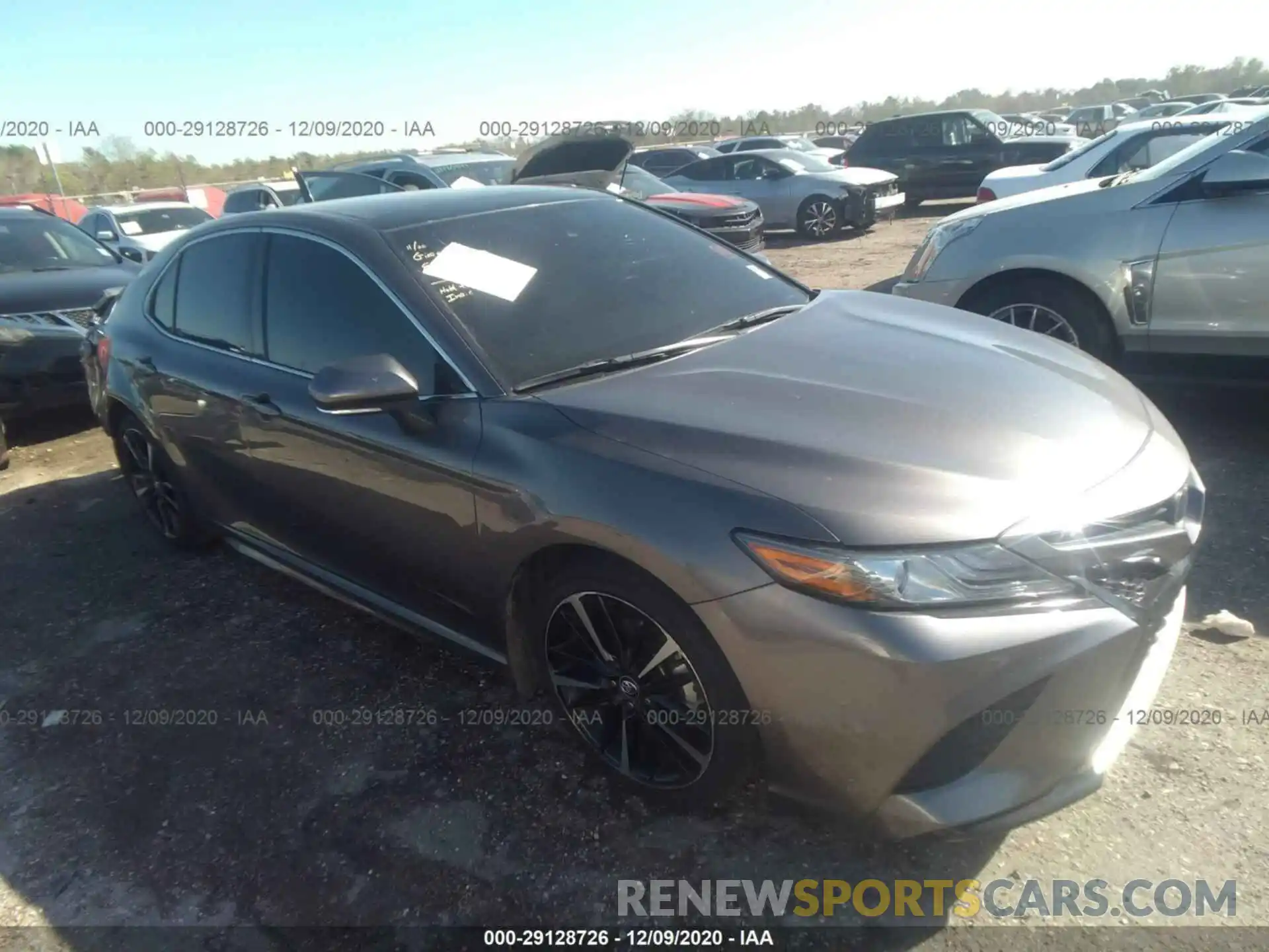 1 Photograph of a damaged car 4T1B61HKXKU823867 TOYOTA CAMRY 2019