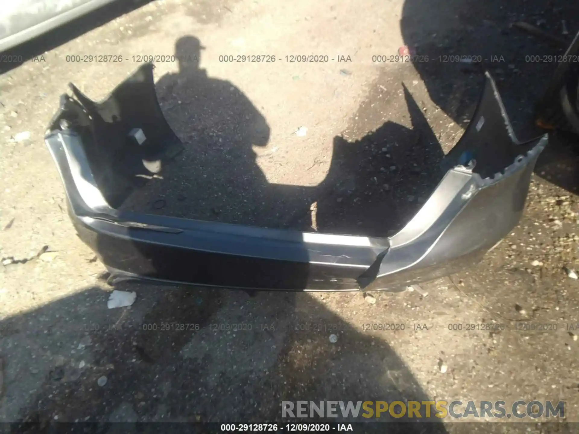 12 Photograph of a damaged car 4T1B61HKXKU823867 TOYOTA CAMRY 2019