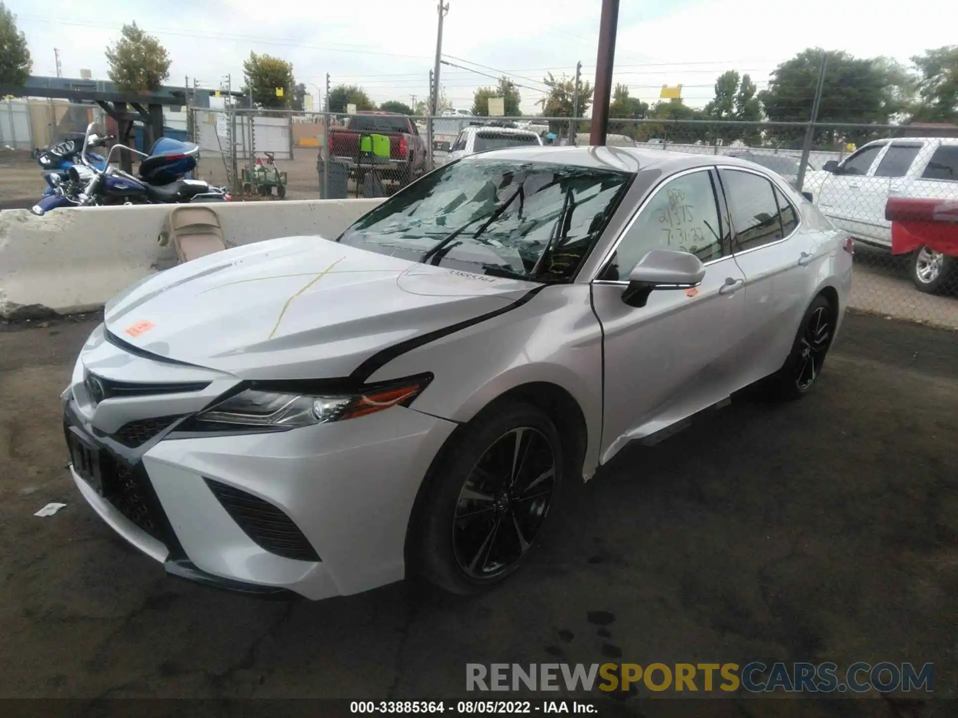 2 Photograph of a damaged car 4T1B61HKXKU828812 TOYOTA CAMRY 2019