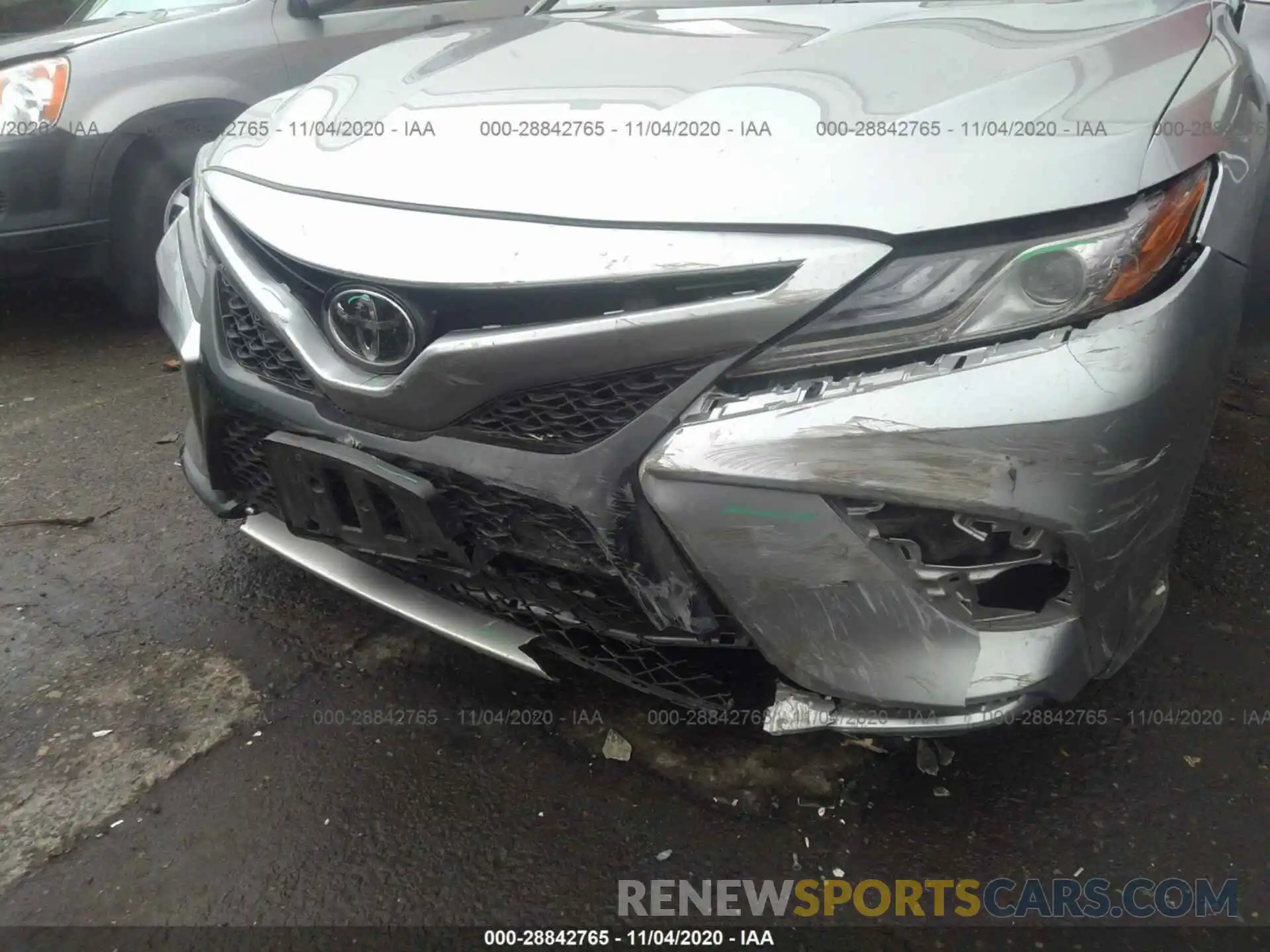 6 Photograph of a damaged car 4T1B61HKXKU831788 TOYOTA CAMRY 2019