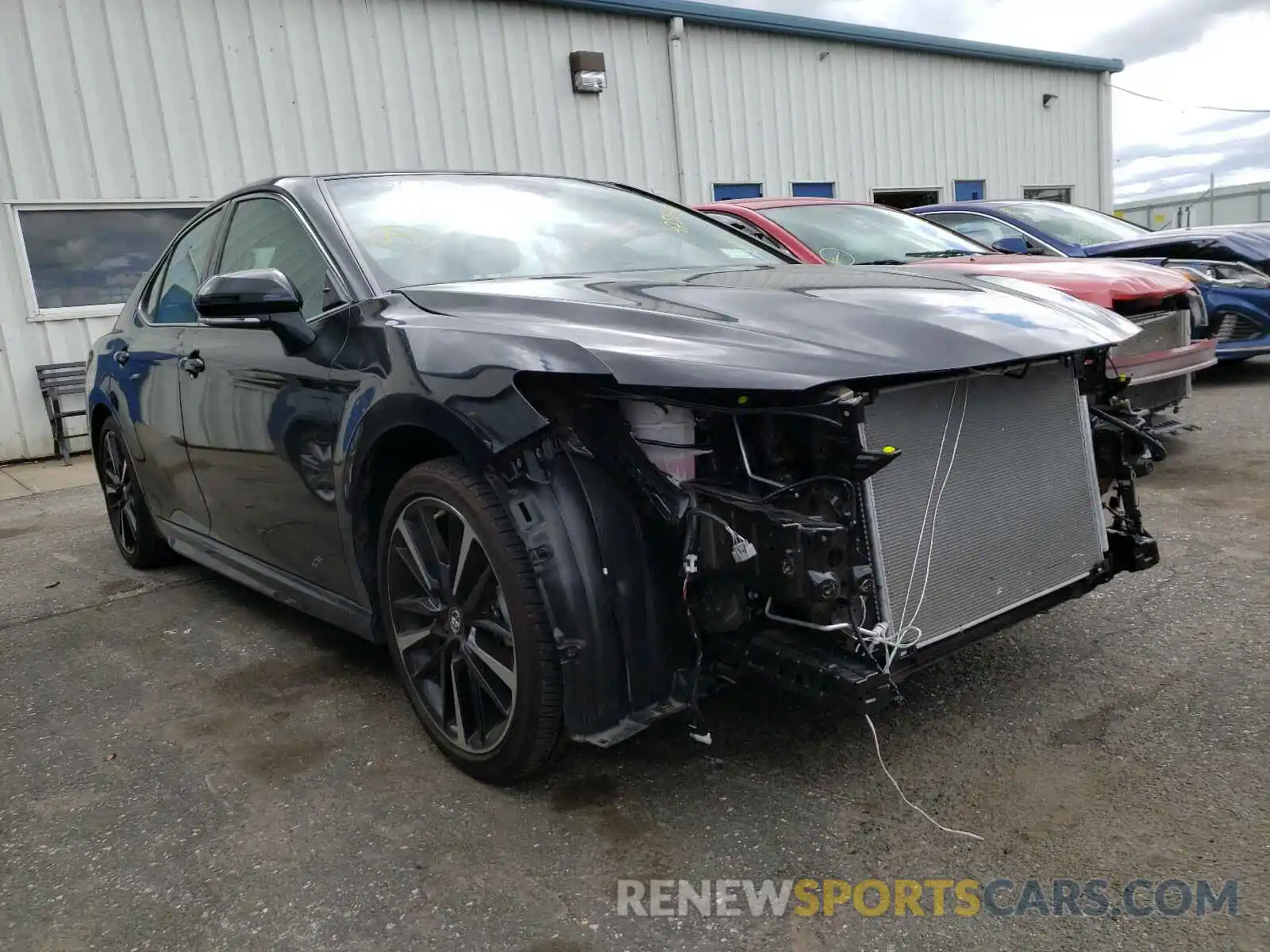 1 Photograph of a damaged car 4T1B61HKXKU834822 TOYOTA CAMRY 2019