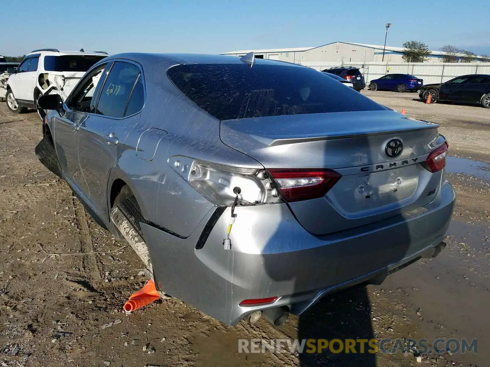 3 Photograph of a damaged car 4T1B61HKXKU837994 TOYOTA CAMRY 2019