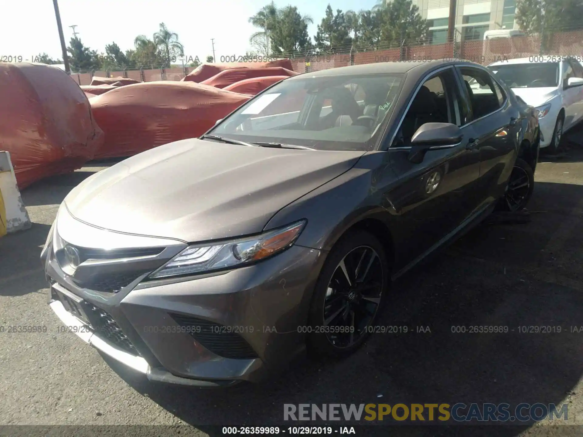 2 Photograph of a damaged car 4T1B61HKXKU842905 TOYOTA CAMRY 2019