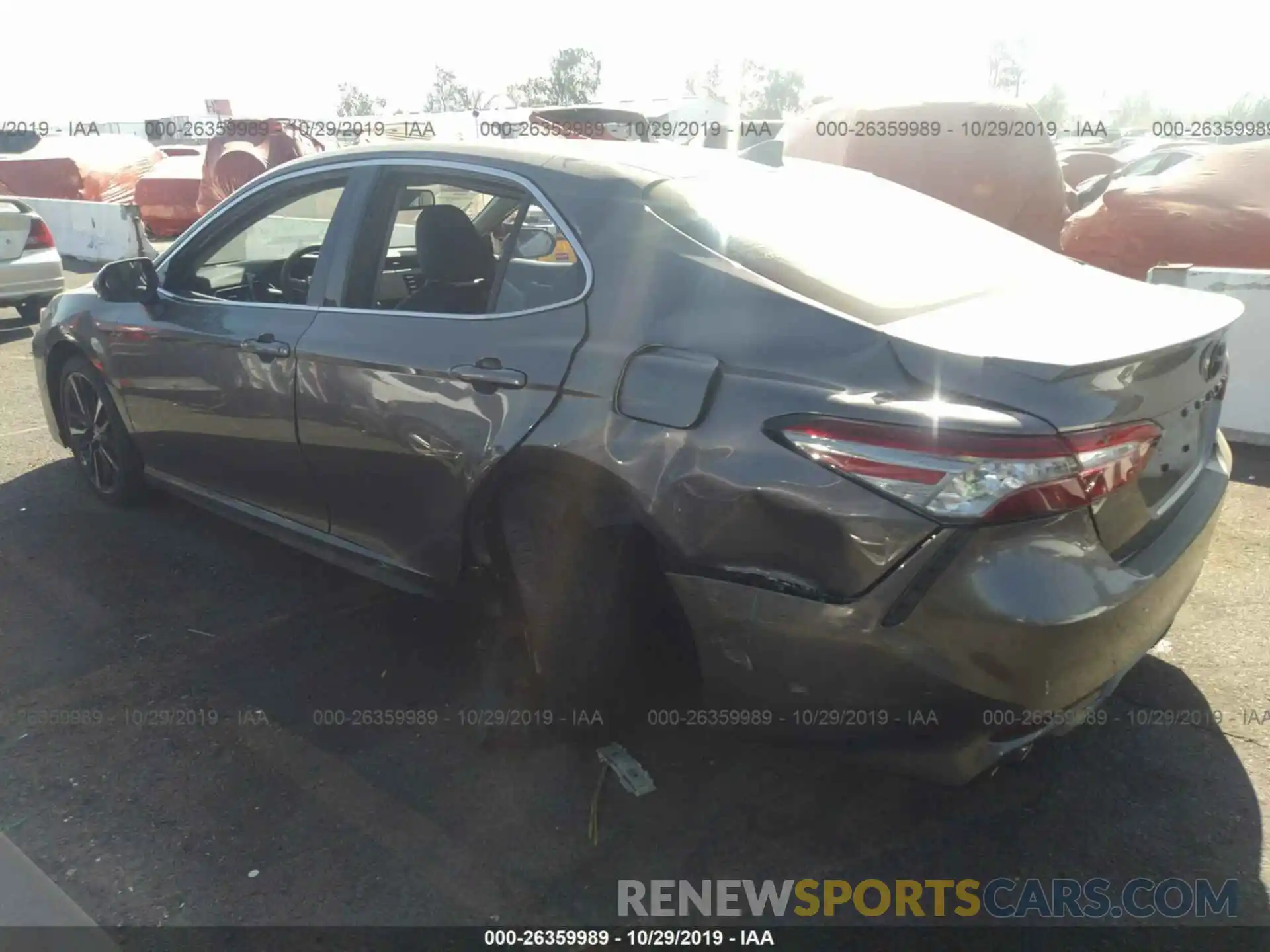 3 Photograph of a damaged car 4T1B61HKXKU842905 TOYOTA CAMRY 2019