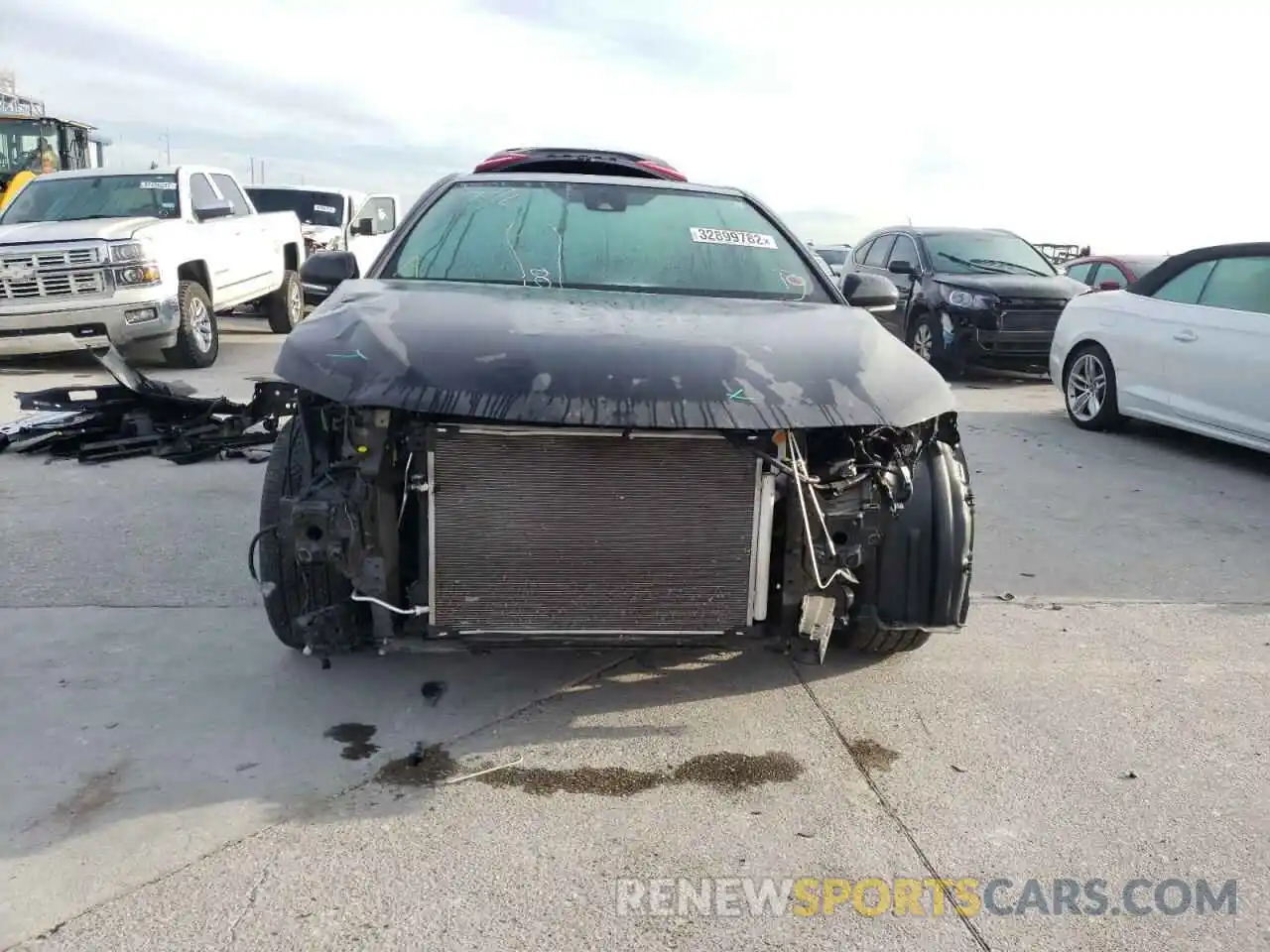 9 Photograph of a damaged car 4T1B61HKXKU846310 TOYOTA CAMRY 2019