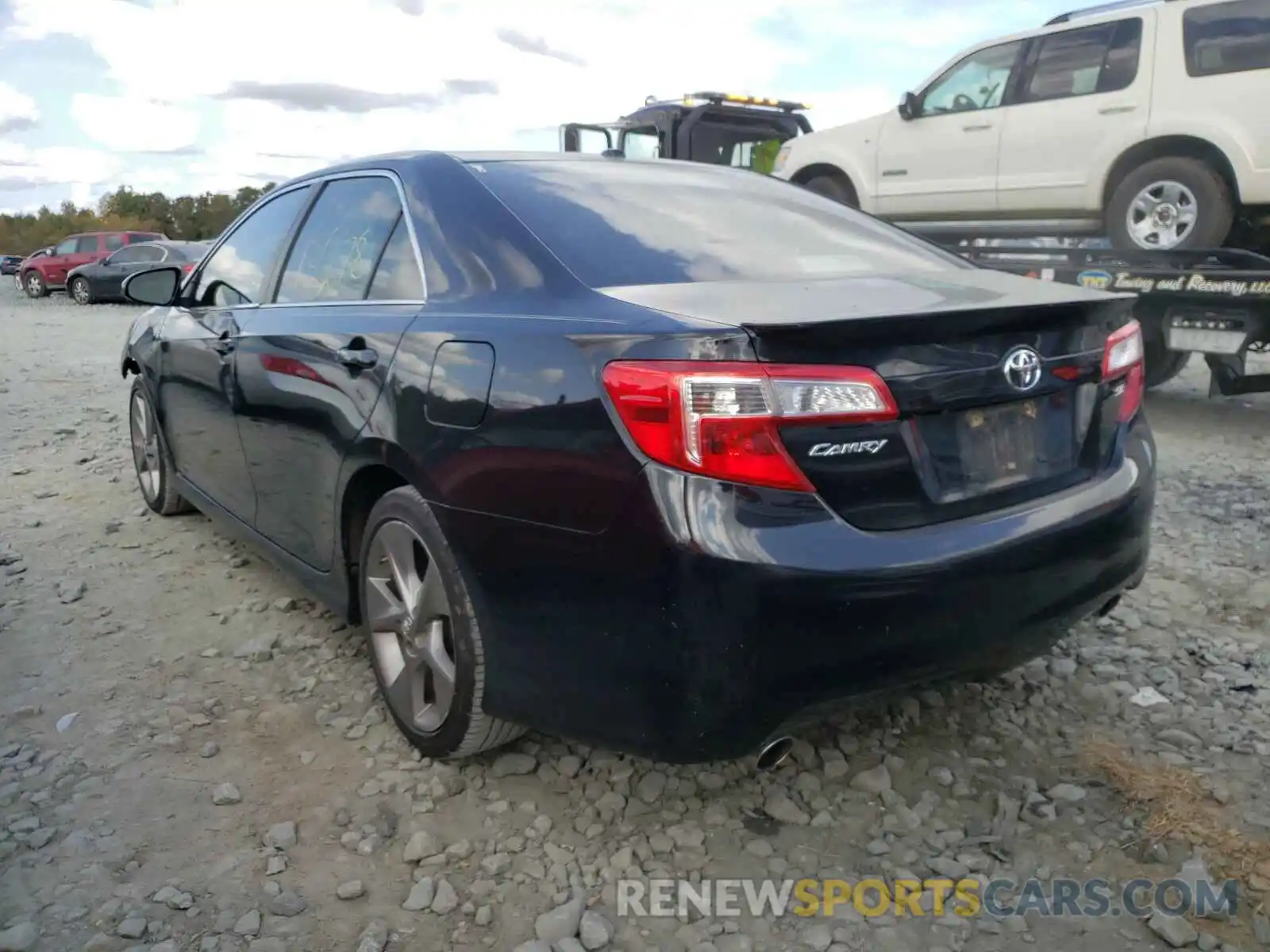 3 Photograph of a damaged car 4T1BK1FKXEU539464 TOYOTA CAMRY 2019