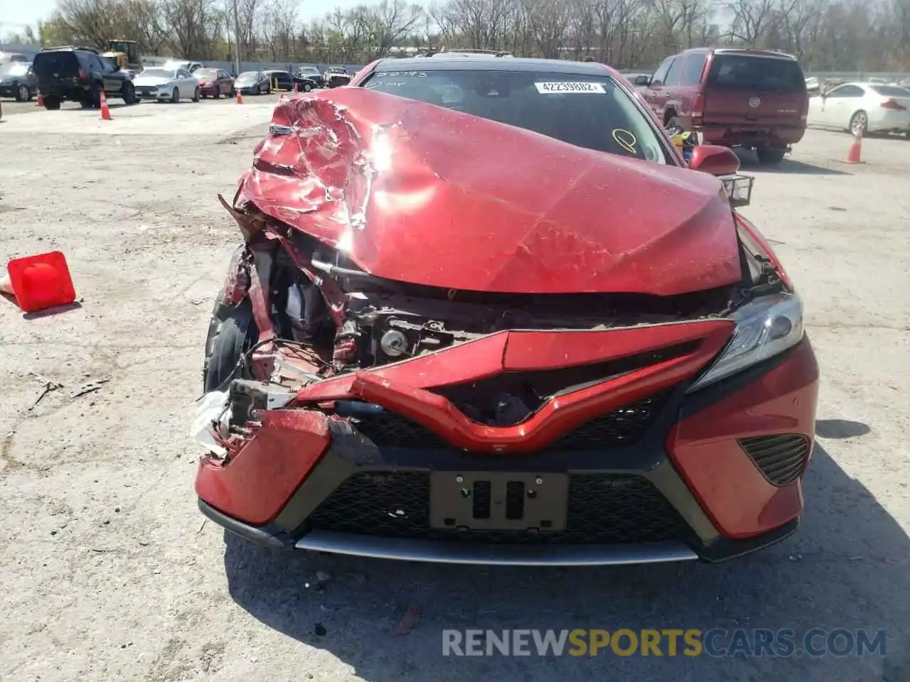 9 Photograph of a damaged car 4T1BZ1HK0KU022193 TOYOTA CAMRY 2019