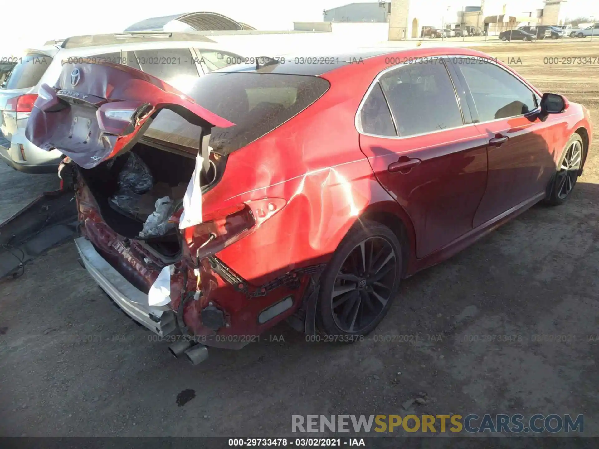 4 Photograph of a damaged car 4T1BZ1HK0KU023263 TOYOTA CAMRY 2019