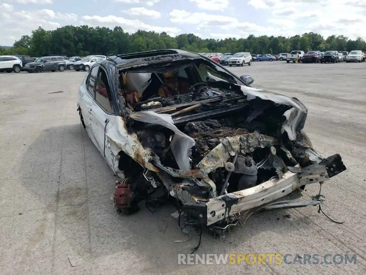 9 Photograph of a damaged car 4T1BZ1HK0KU023554 TOYOTA CAMRY 2019