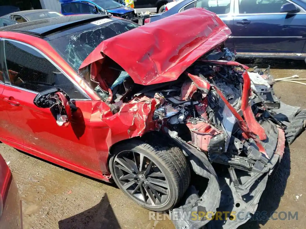 9 Photograph of a damaged car 4T1BZ1HK0KU024087 TOYOTA CAMRY 2019