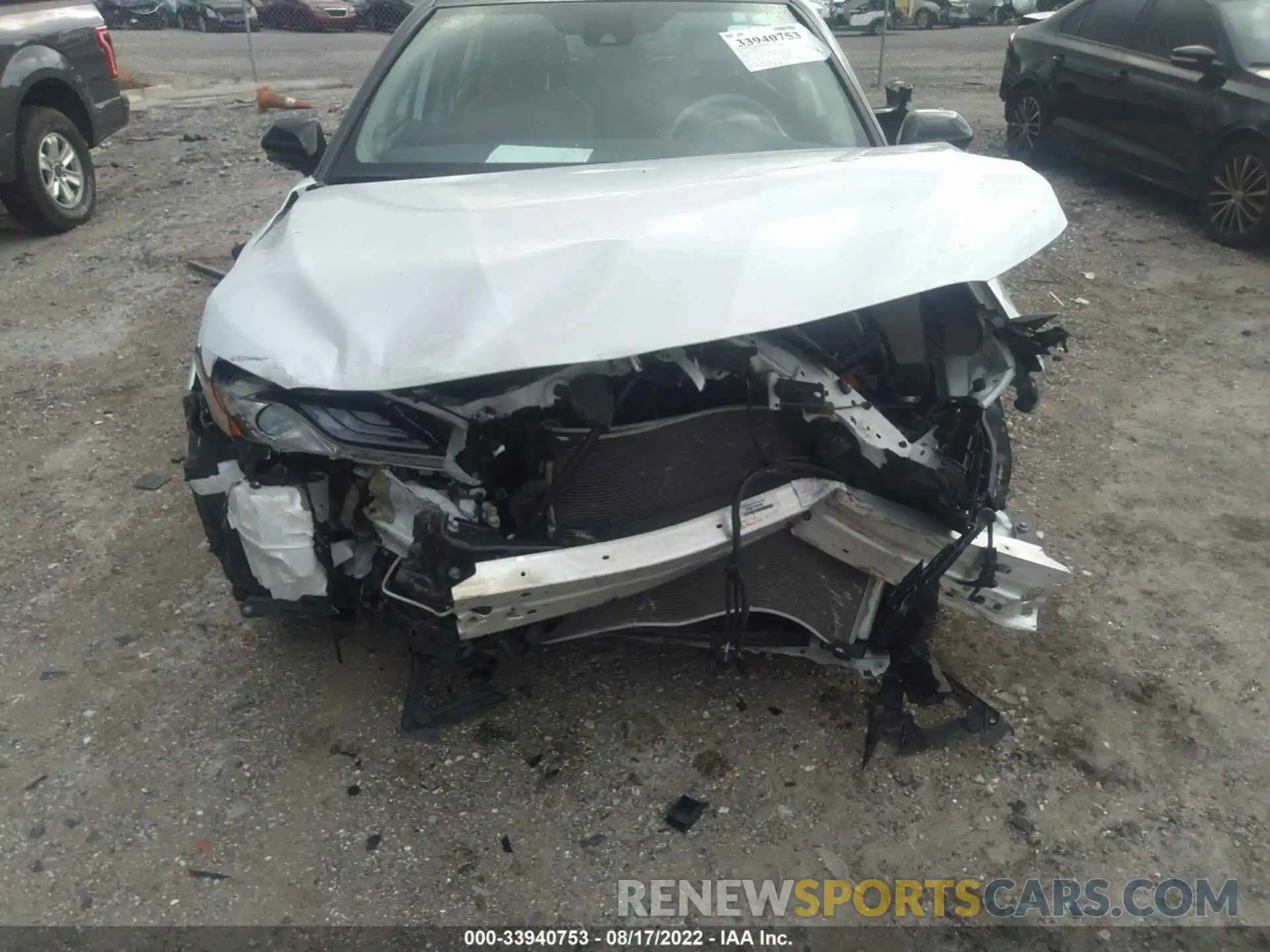 6 Photograph of a damaged car 4T1BZ1HK0KU024607 TOYOTA CAMRY 2019