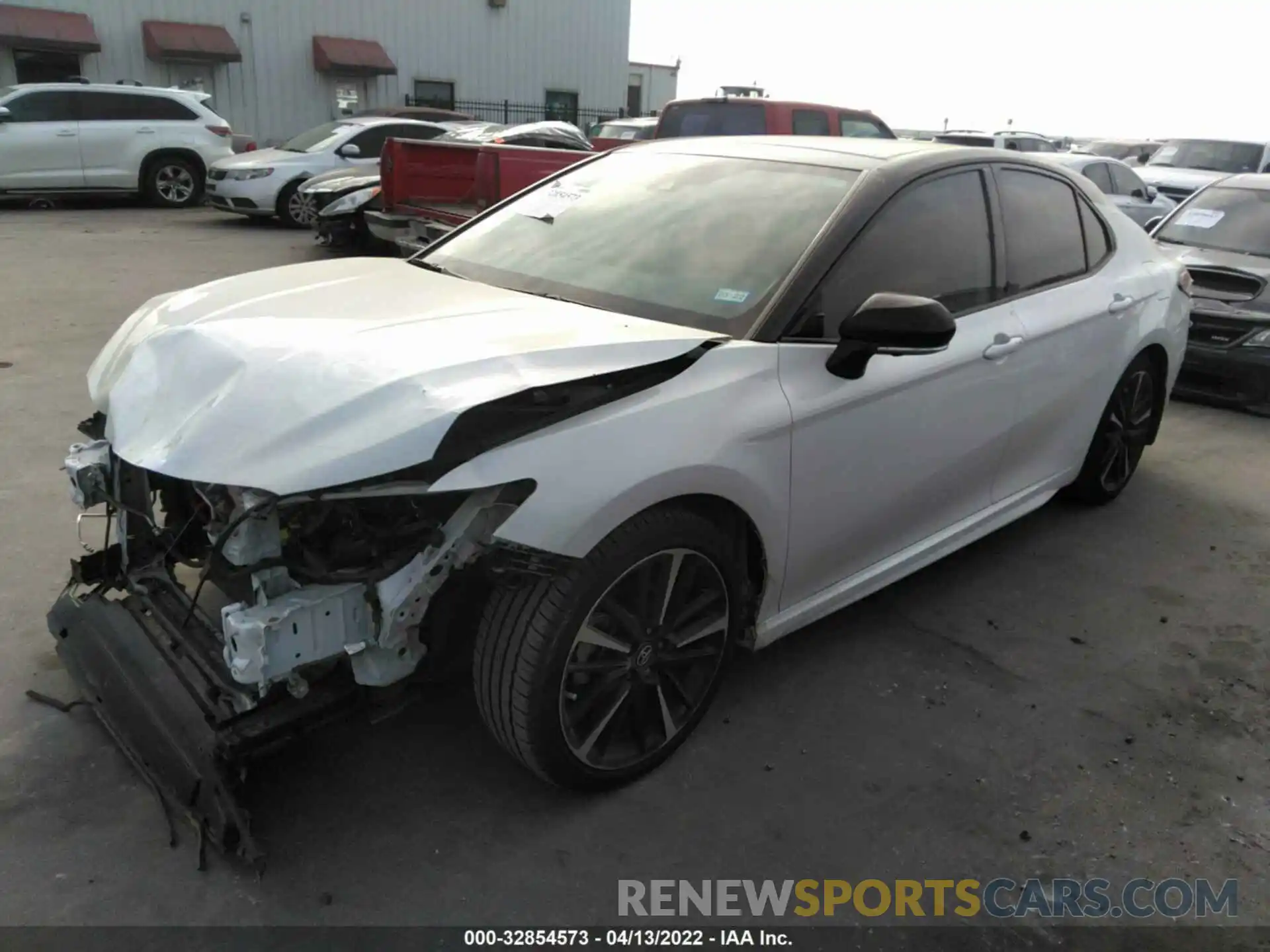 2 Photograph of a damaged car 4T1BZ1HK0KU026969 TOYOTA CAMRY 2019