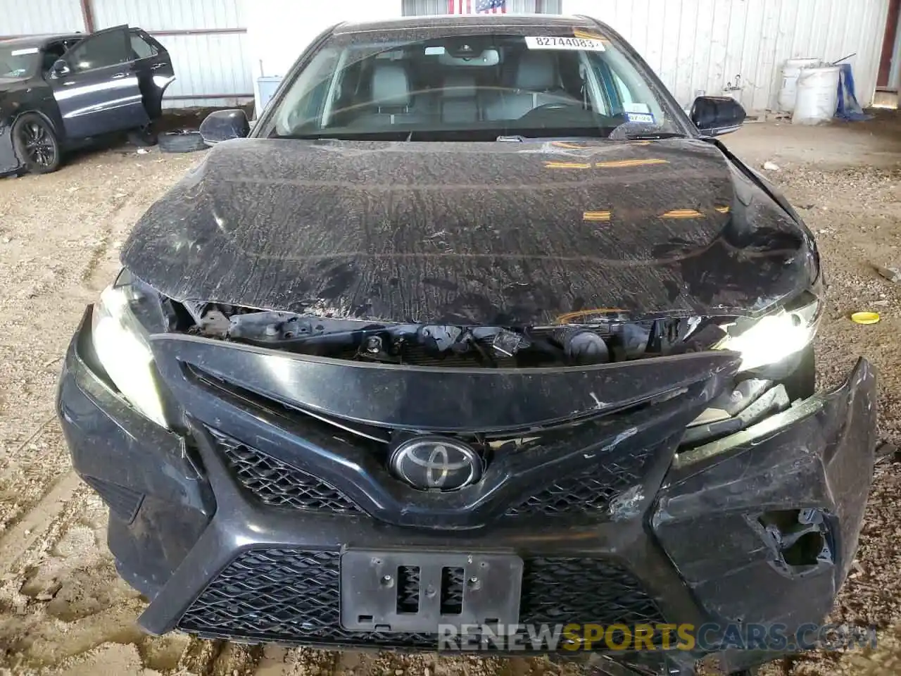 5 Photograph of a damaged car 4T1BZ1HK0KU027281 TOYOTA CAMRY 2019