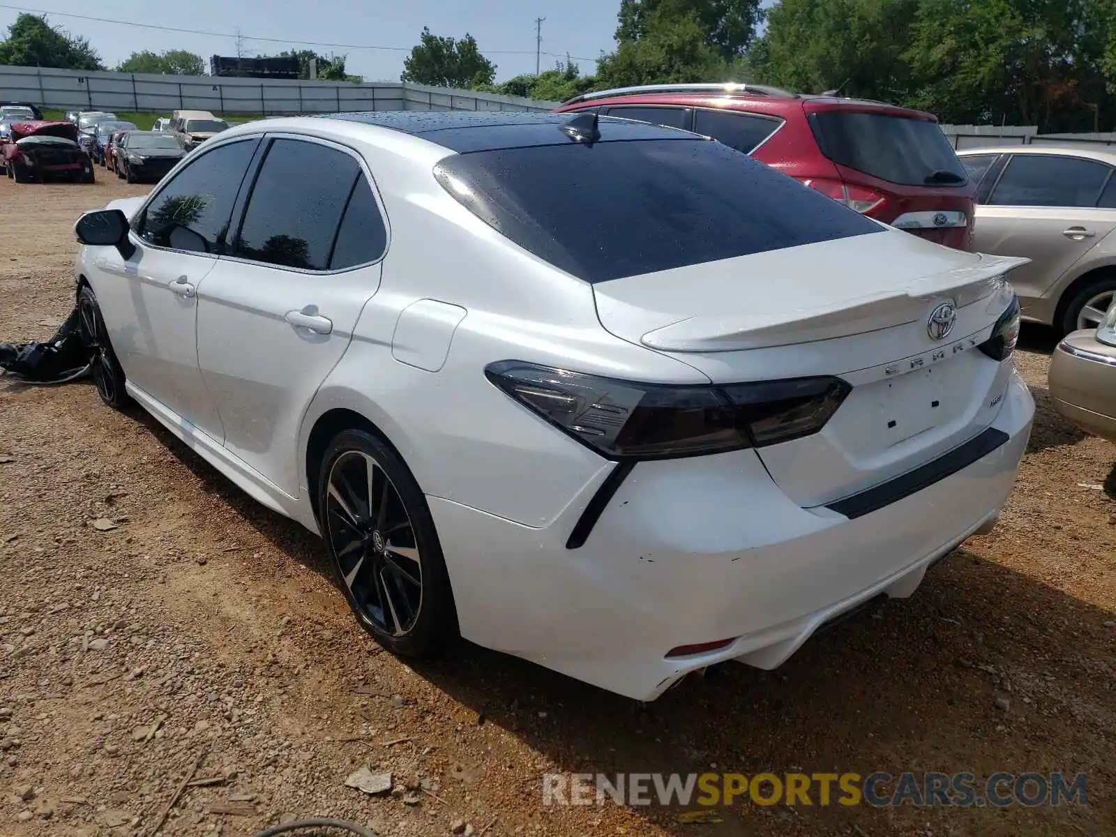 3 Photograph of a damaged car 4T1BZ1HK0KU029628 TOYOTA CAMRY 2019