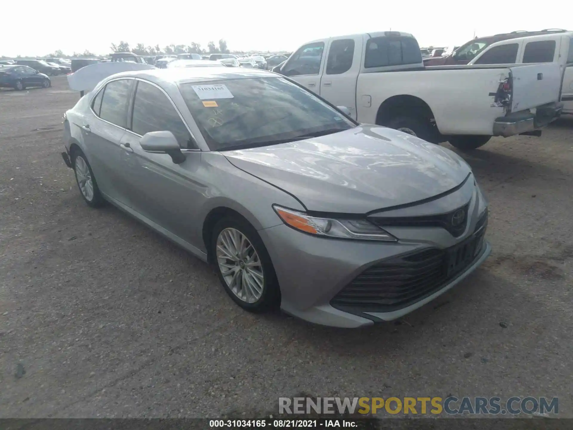 1 Photograph of a damaged car 4T1BZ1HK0KU029788 TOYOTA CAMRY 2019