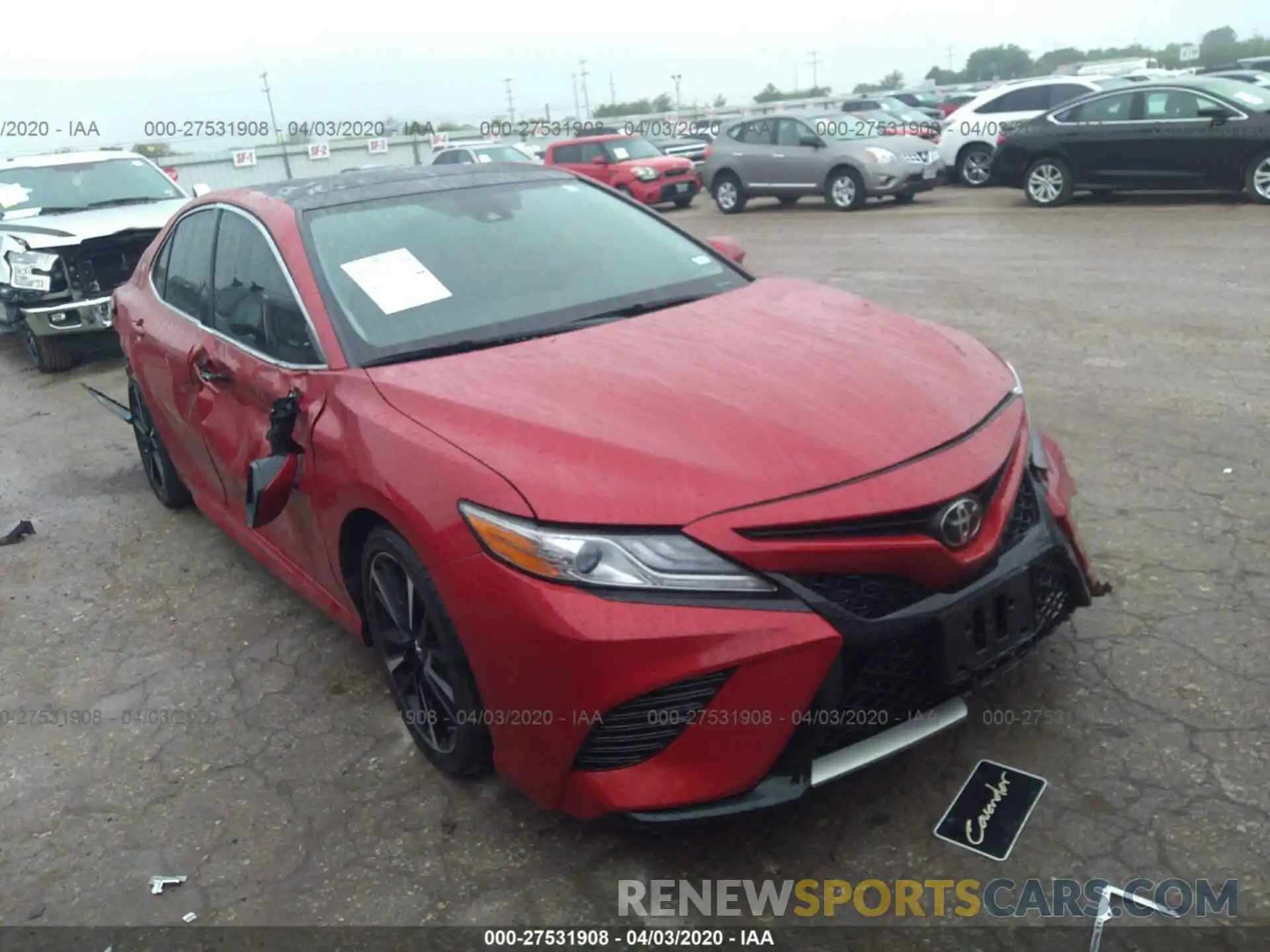 1 Photograph of a damaged car 4T1BZ1HK0KU030486 TOYOTA CAMRY 2019